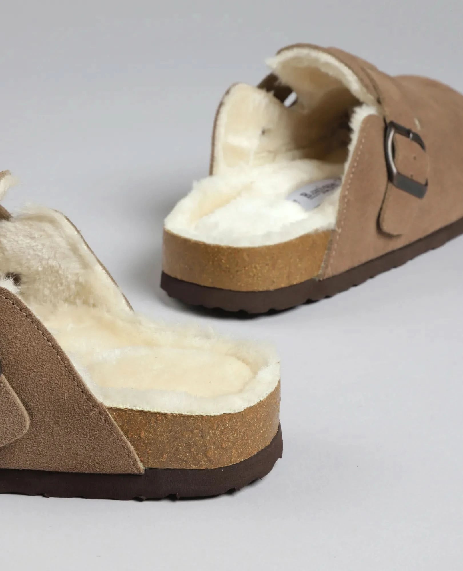 כפכפי פרווה - גאיה - B Unique - כפכפים