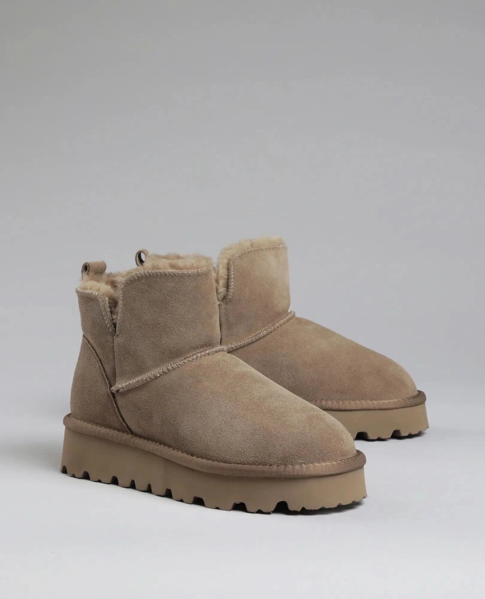 מגפוני פרווה עור - מילאנו - B Unique - מגפונים