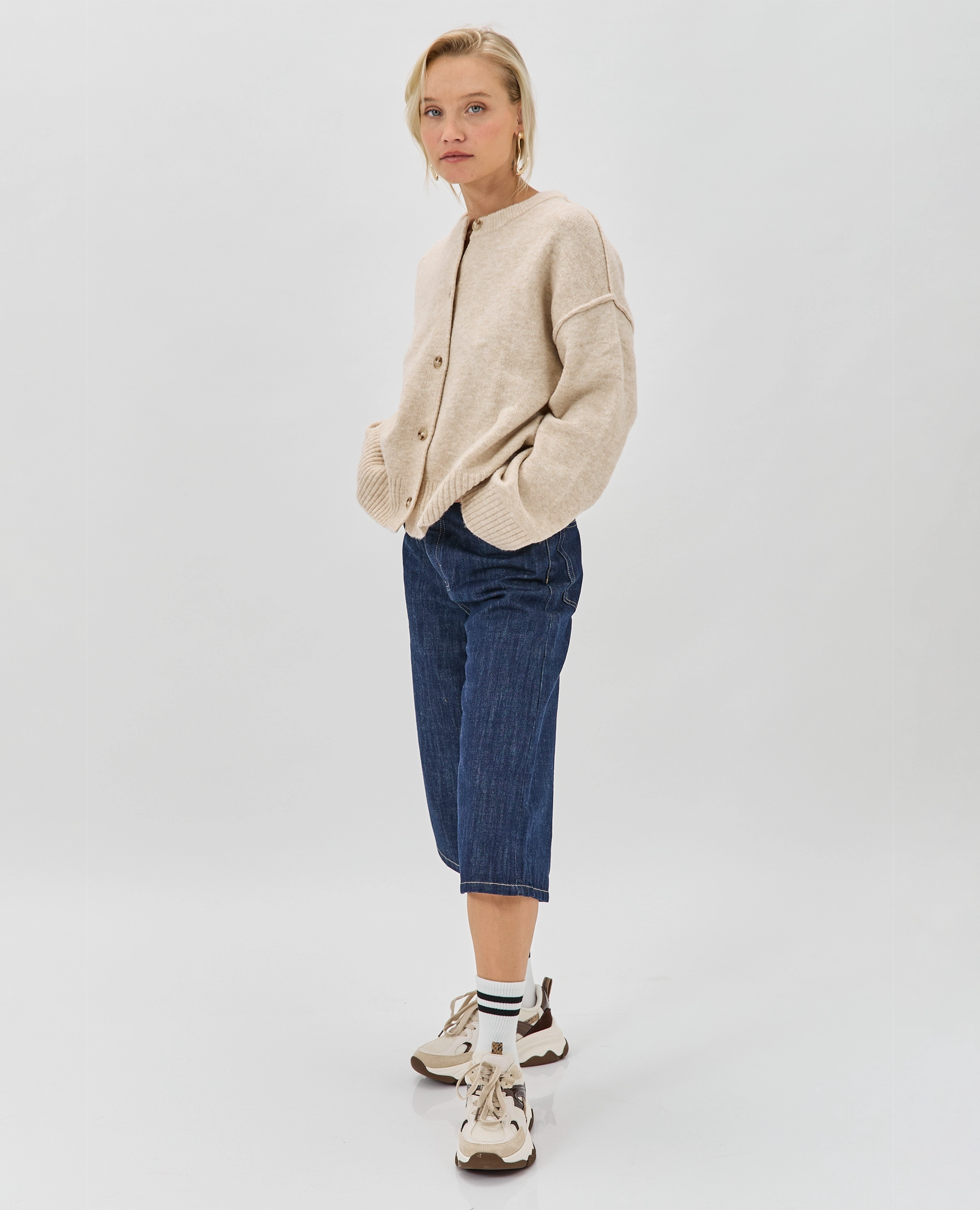 נעלי סניקרס - לוקה - B Unique - סניקרס