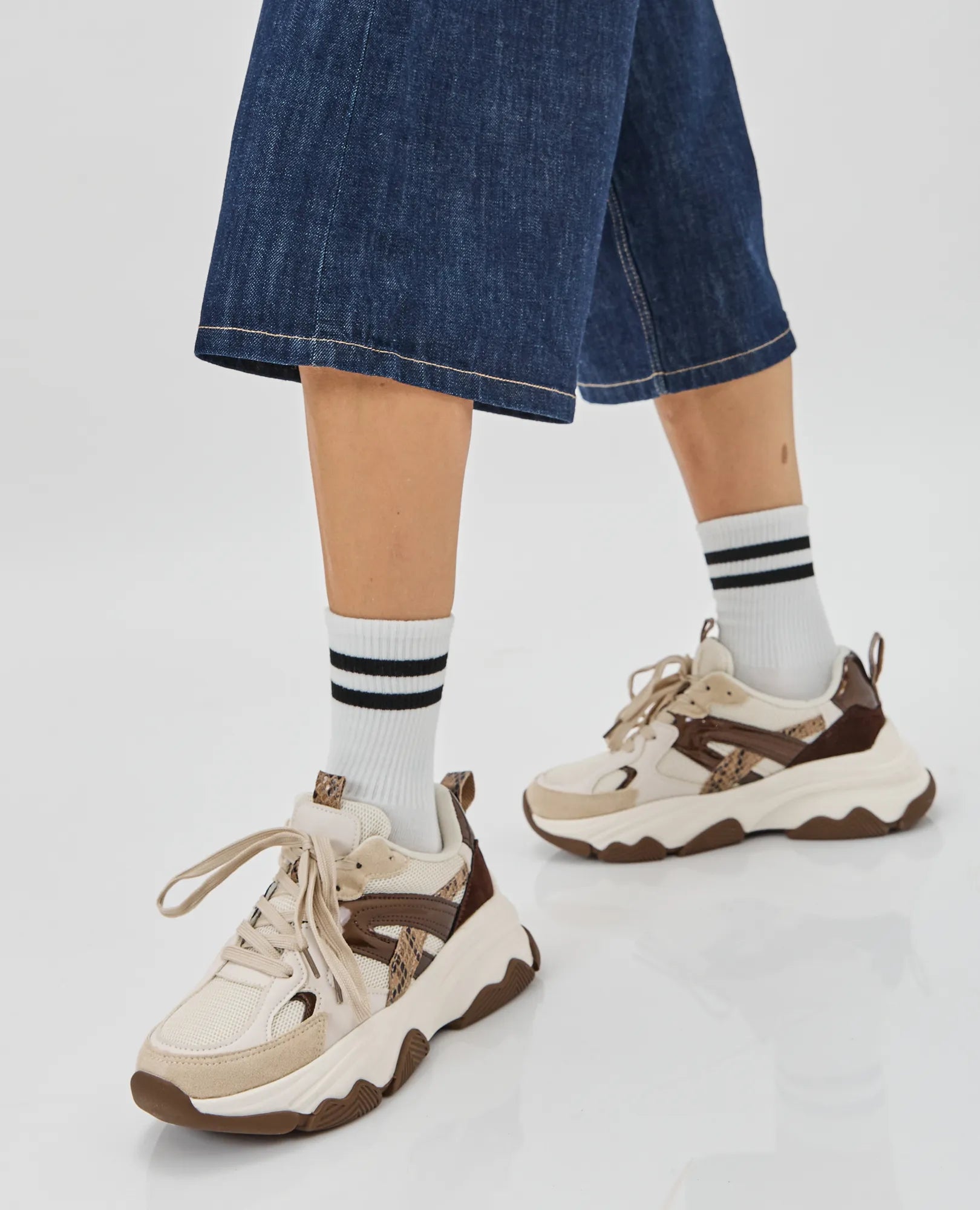 נעלי סניקרס - לוקה - B Unique - סניקרס