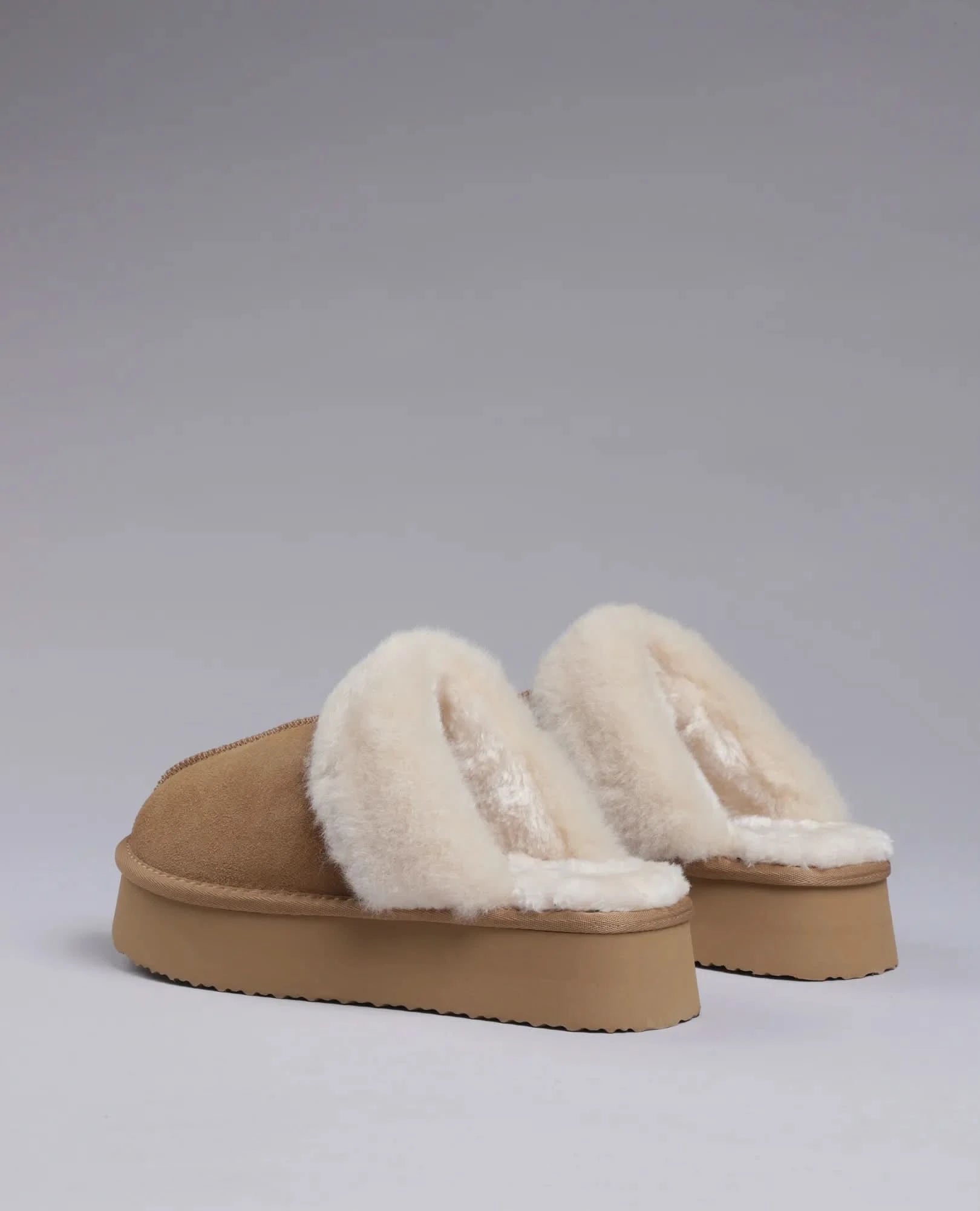 כפכפי עור פרווה- רני - B Unique - דגמי מעבר