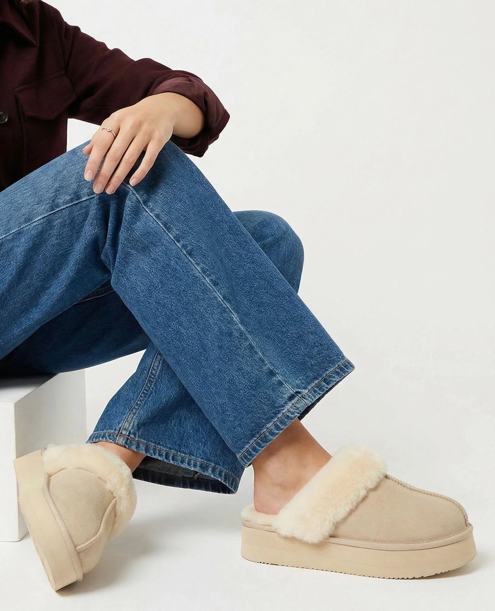 כפכפי עור פרווה- רני - B Unique - דגמי מעבר