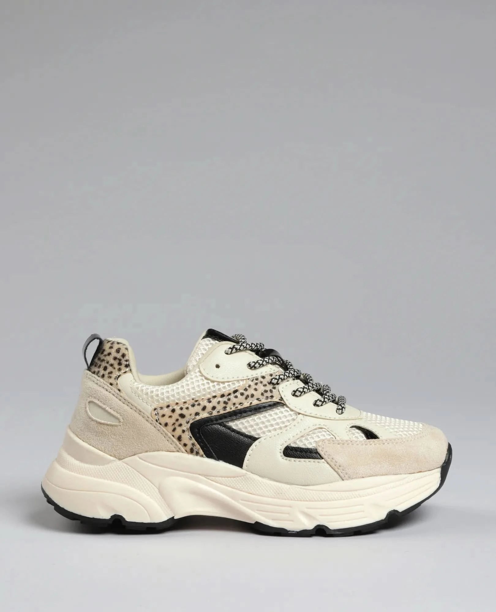 סניקרס מוגבהות - חן - B Unique - סניקרס