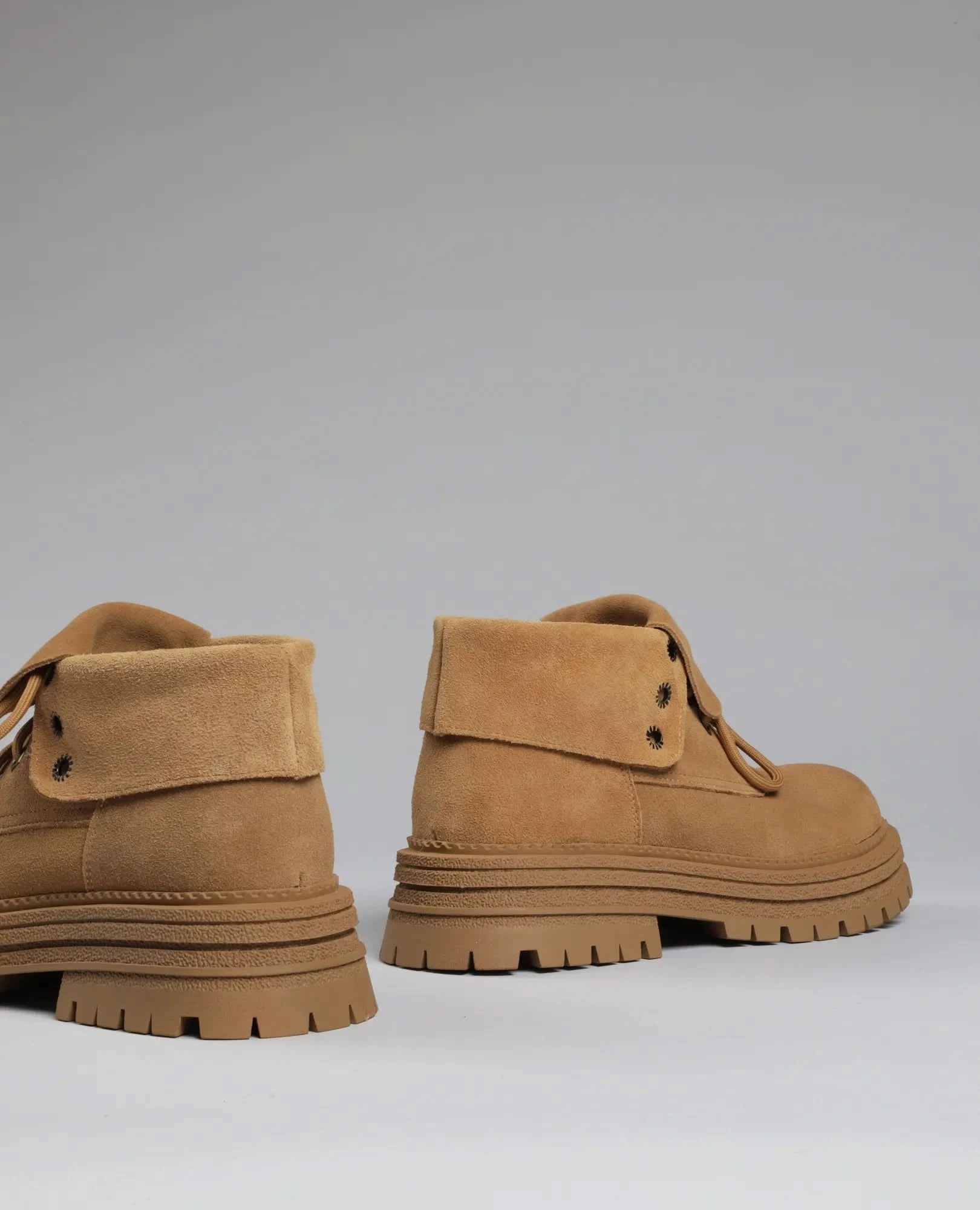 מגפונים סוליית טרקטור- ליאל - B Unique - מגפונים