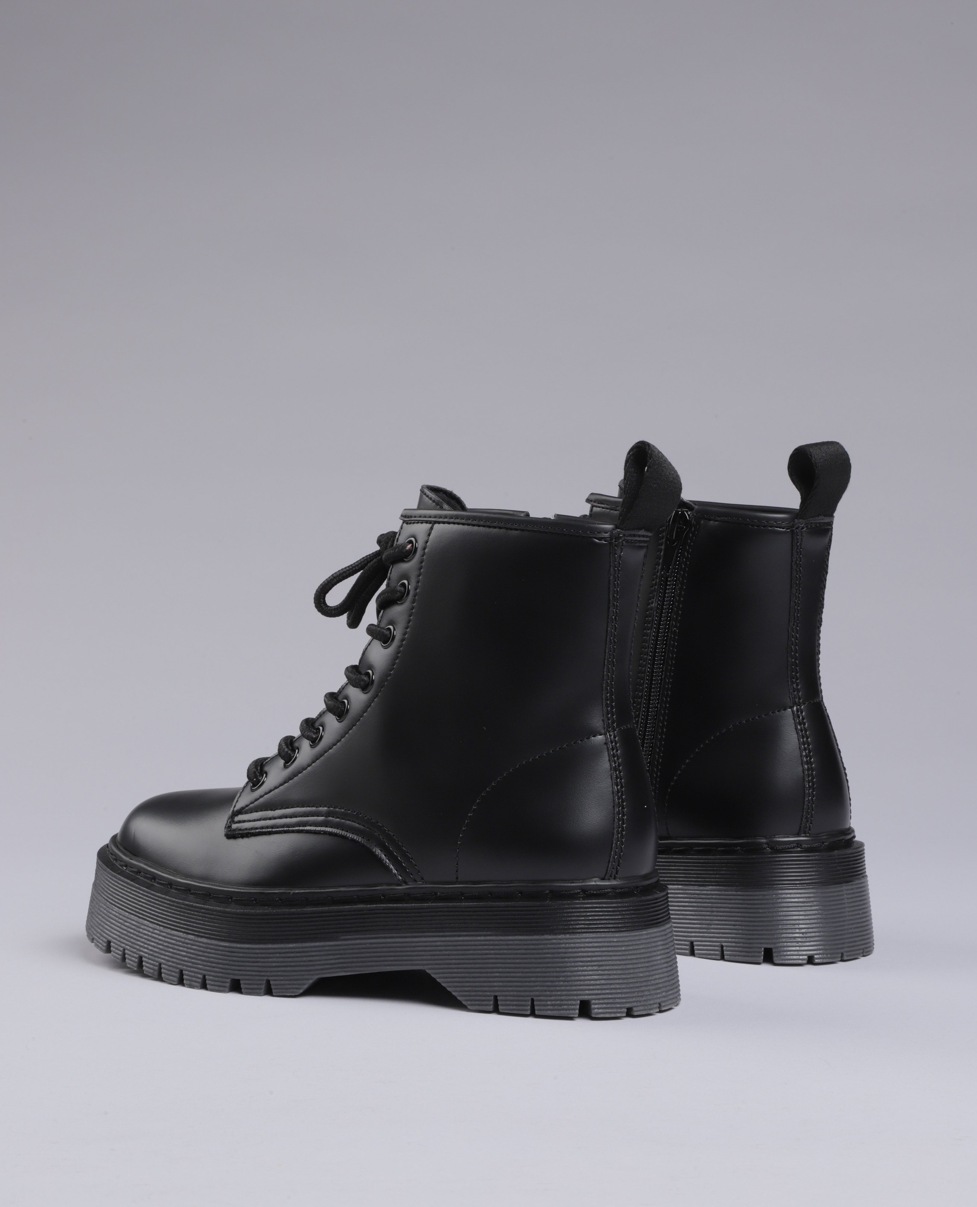 מגפוני טרקטור- טוני