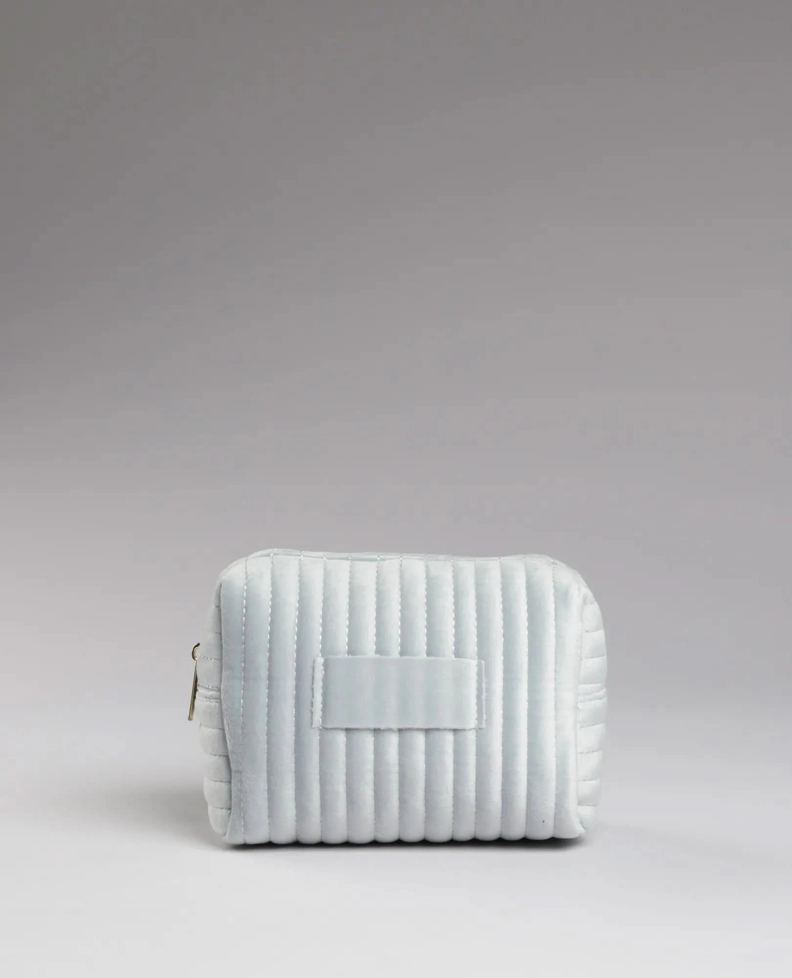 תיק איפור קטן - B Unique - אקססוריז