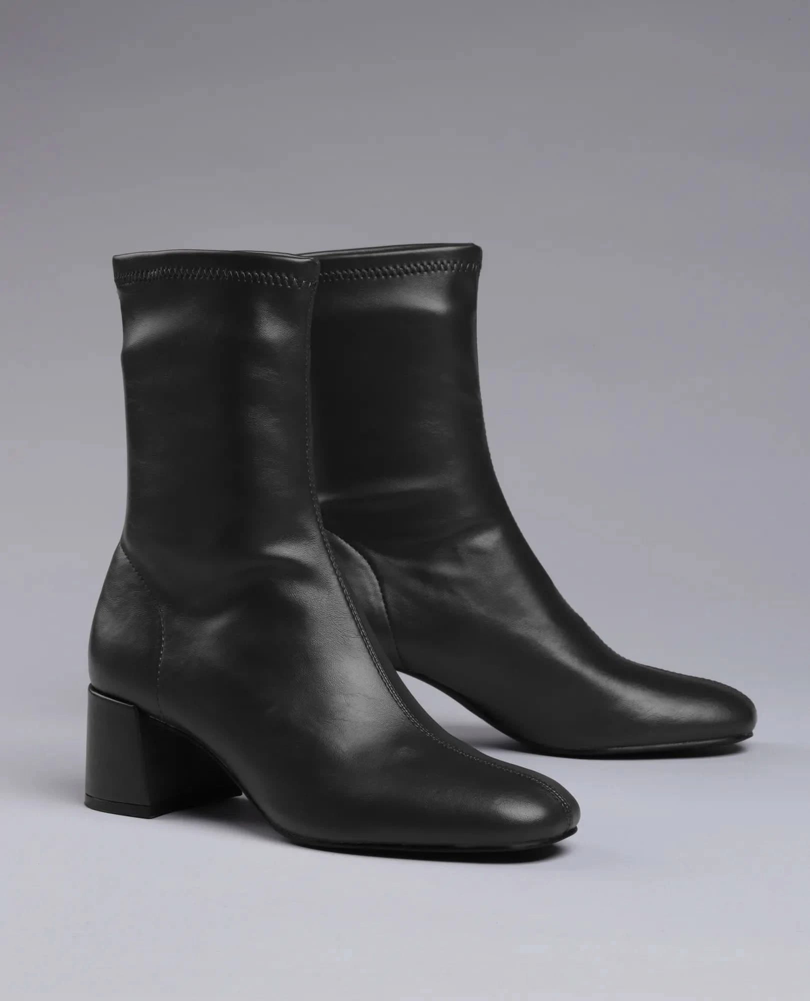 מגפונים עם עקב מרובע- שלי - B Unique - מגפונים