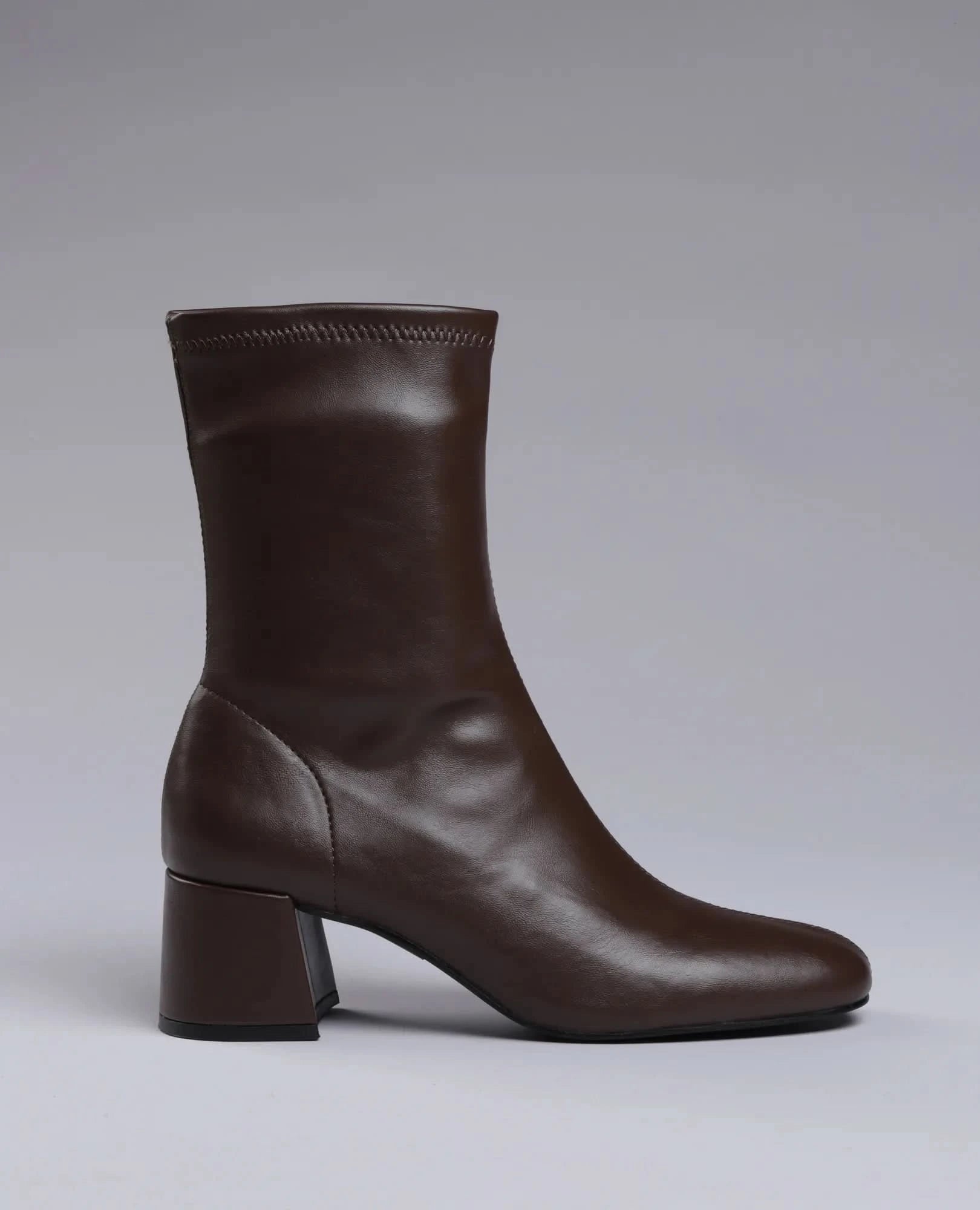 מגפונים עם עקב מרובע- שלי - B Unique - מגפונים