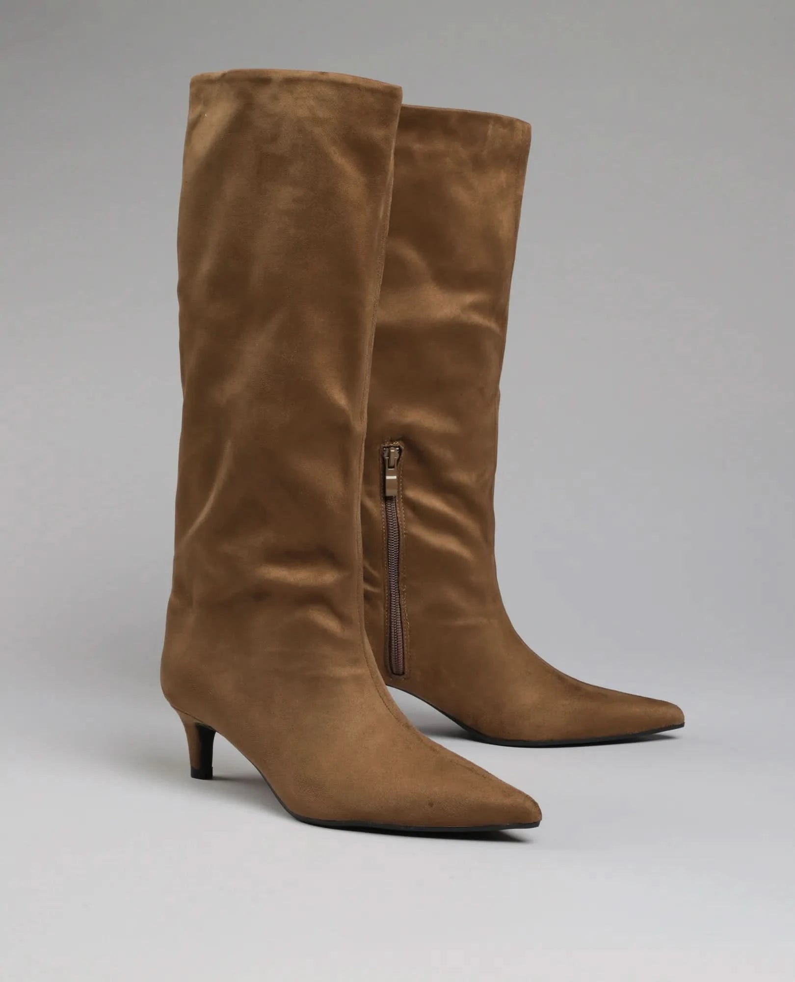 מגפי עקב - לוטם - B Unique - מגפיים