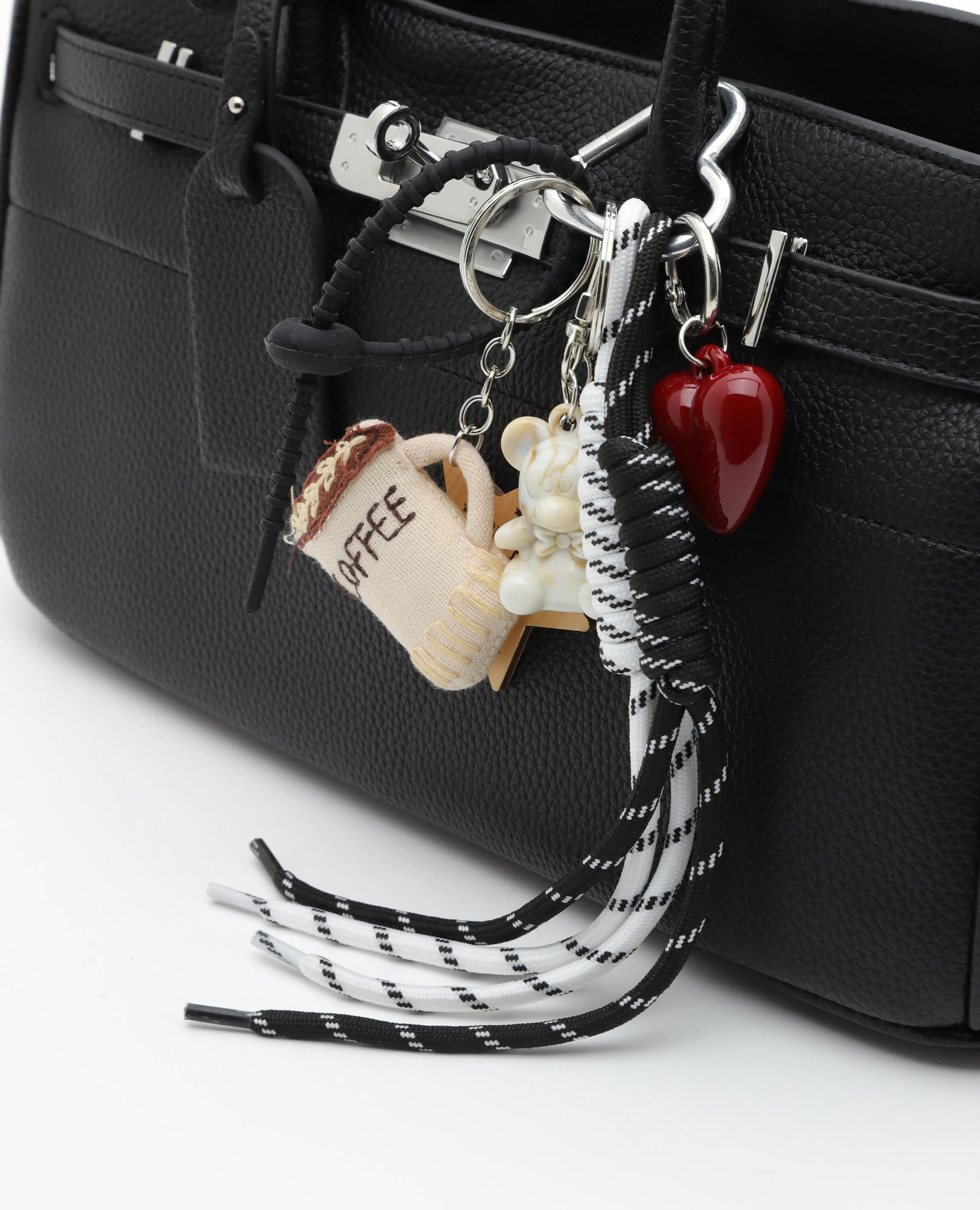 צ'ארם לתיק קפה - B Unique - אקססוריז