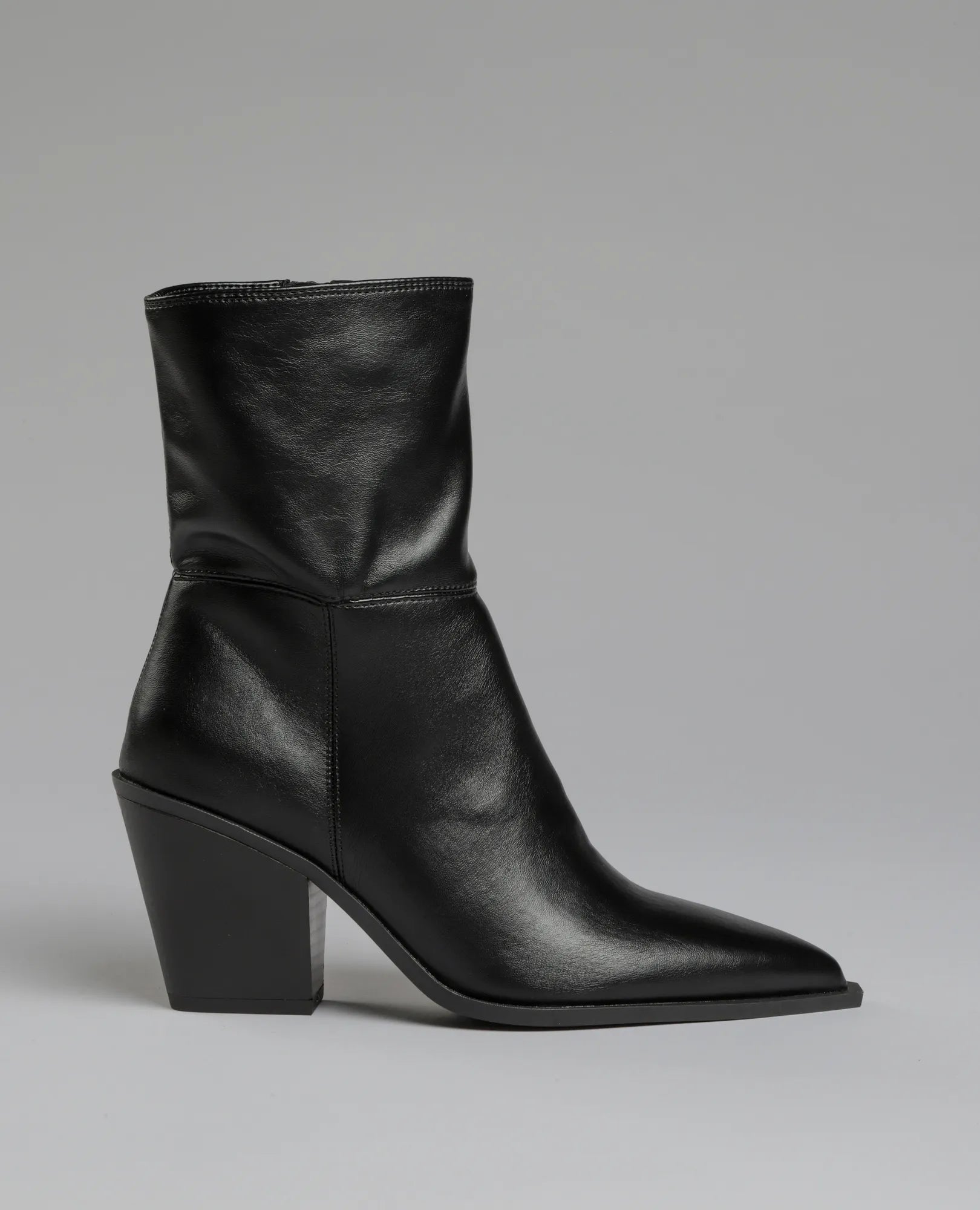 מגפוני עקב - רינת - B Unique - מגפונים