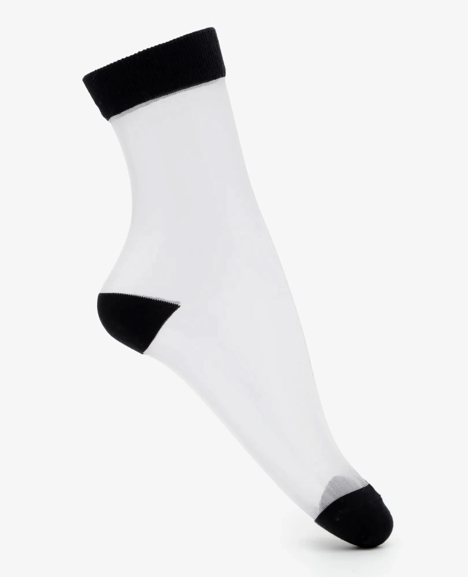 גרבי ניילון מעוצבות - B Unique - גרביים