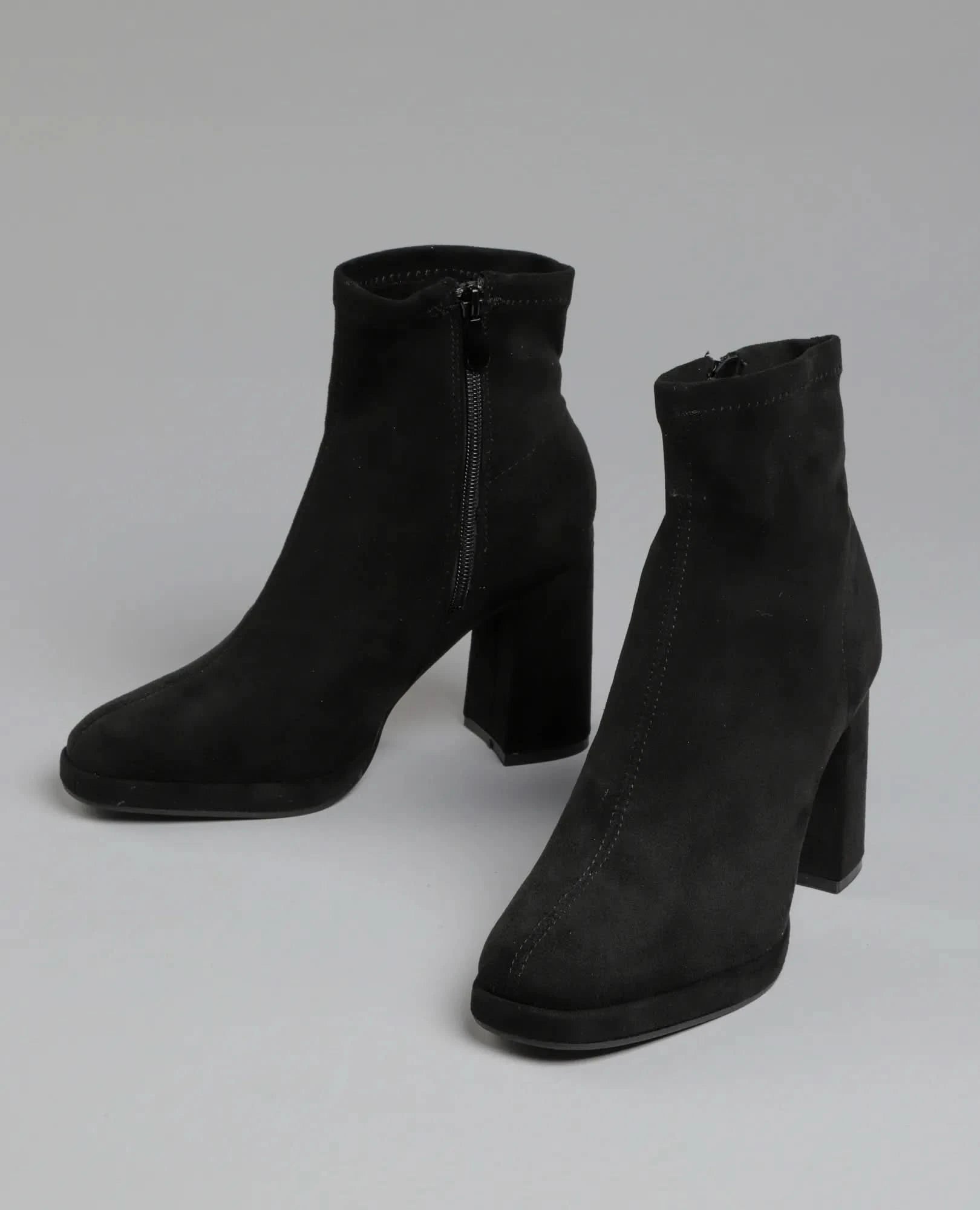 מגפוני עקב - שירי - B Unique - מגפונים