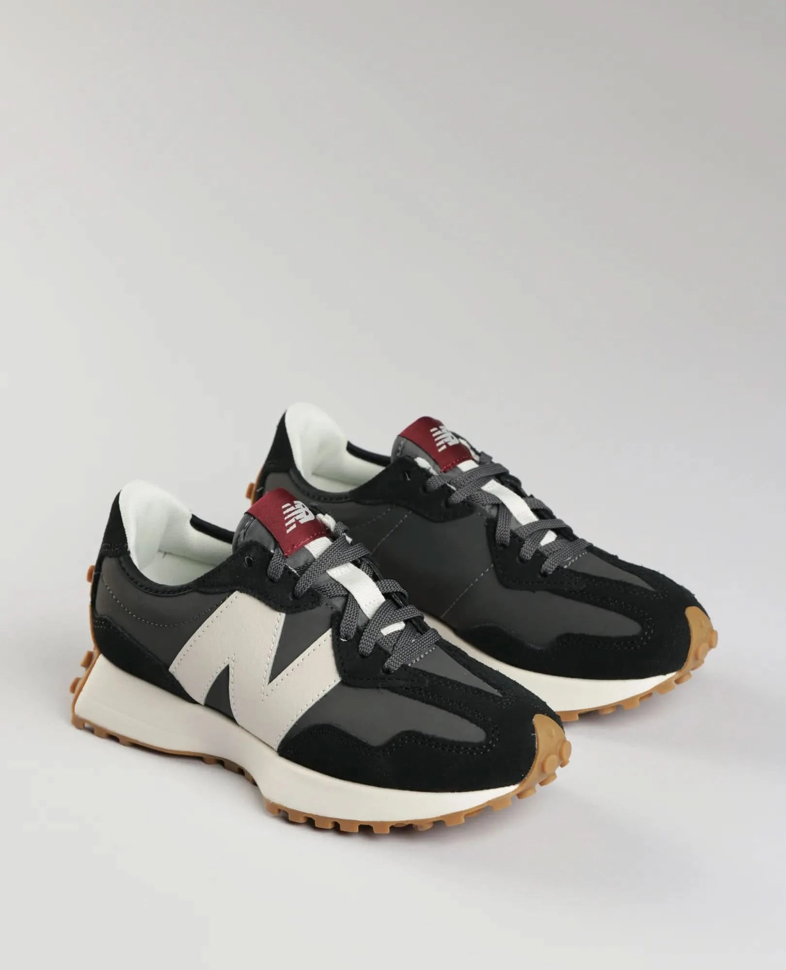 סניקרס 327 - נשים - B Unique