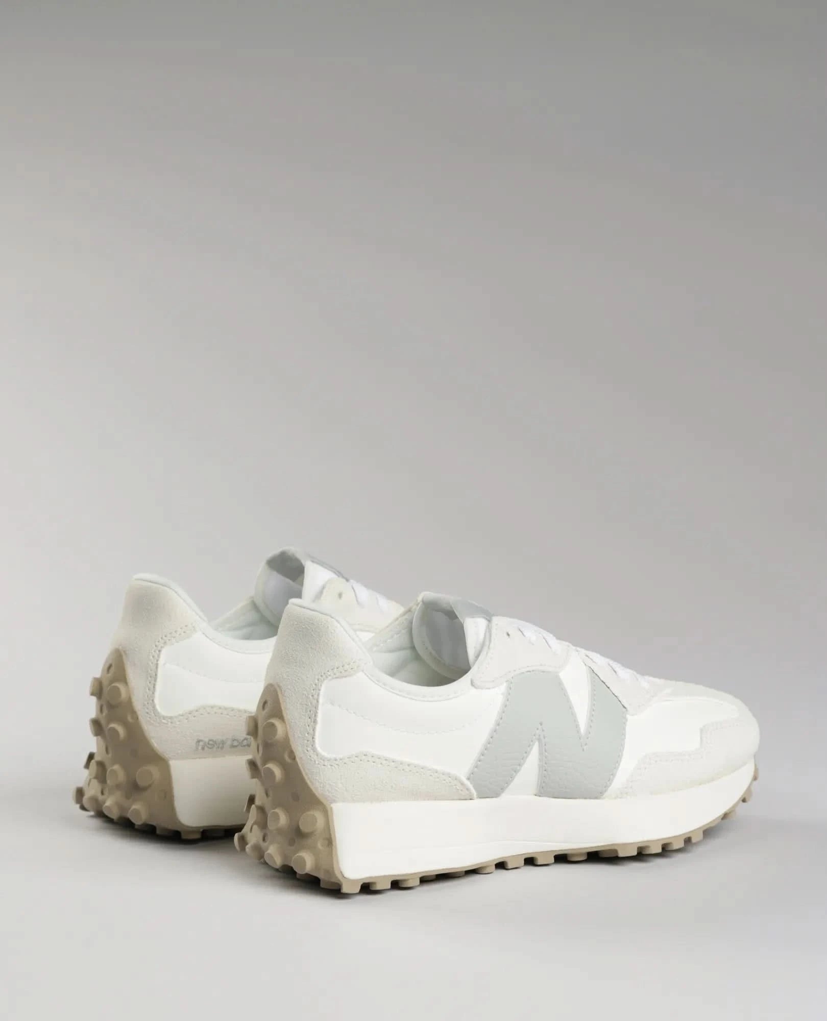 סניקרס 327 - נשים - B Unique