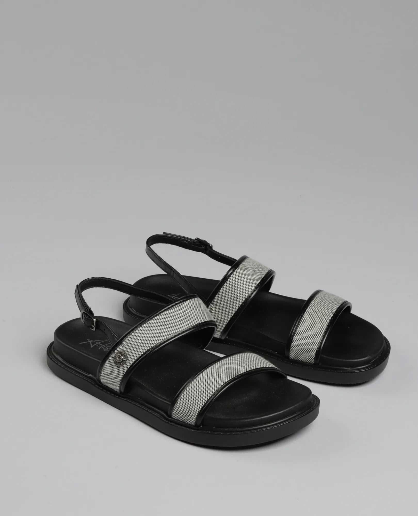 סנדלים שטוחים -אדל - B Unique - סנדלים