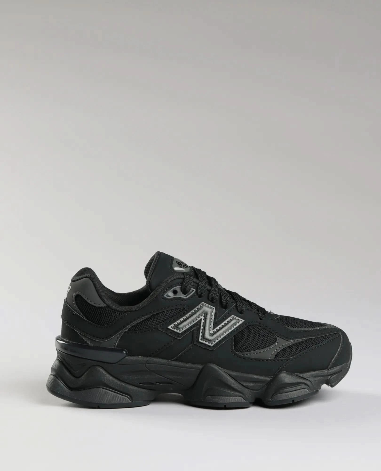 סניקרס 9060 - נשים - B Unique