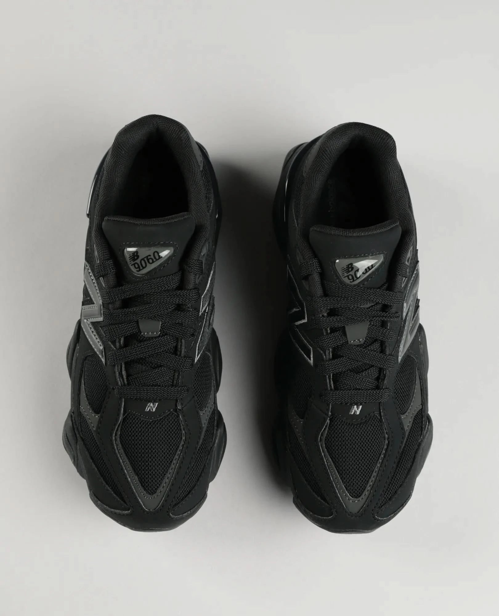 סניקרס 9060 - נשים - B Unique