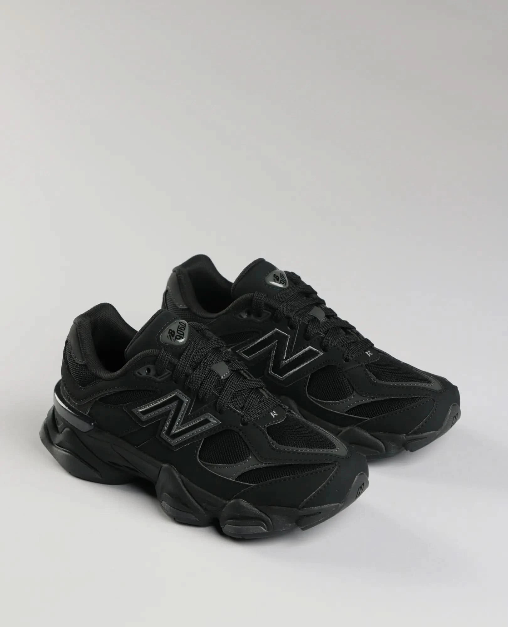 סניקרס 9060 - נשים - B Unique