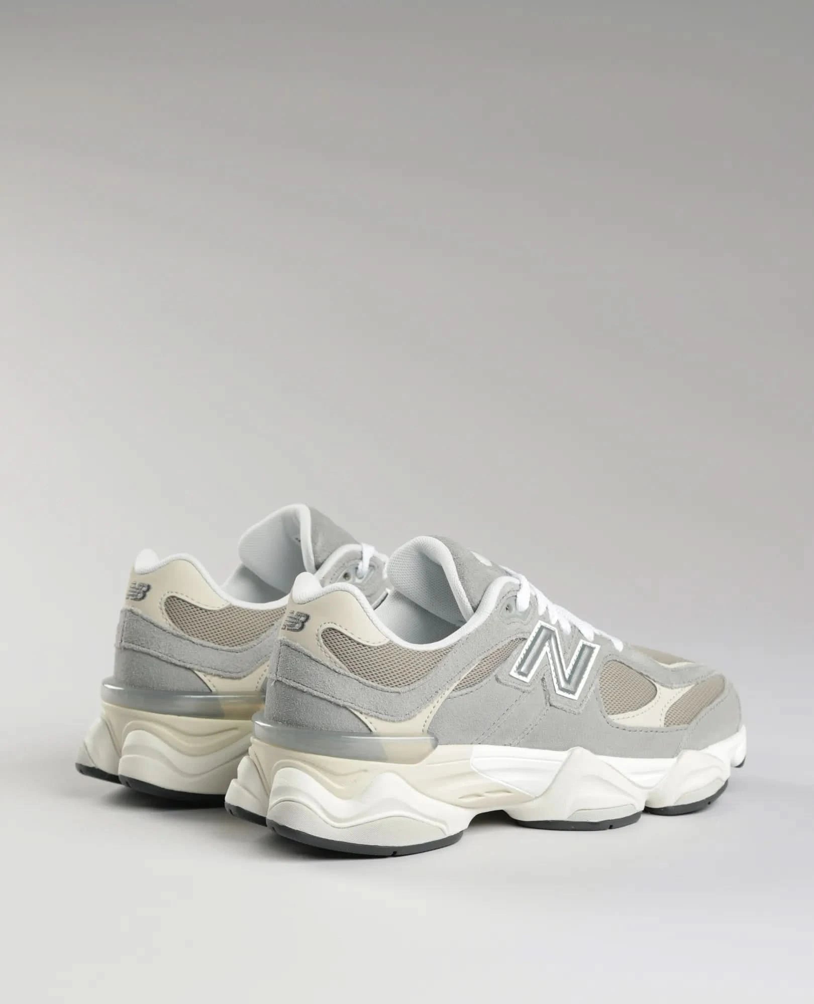 סניקרס 9060 - נשים - B Unique