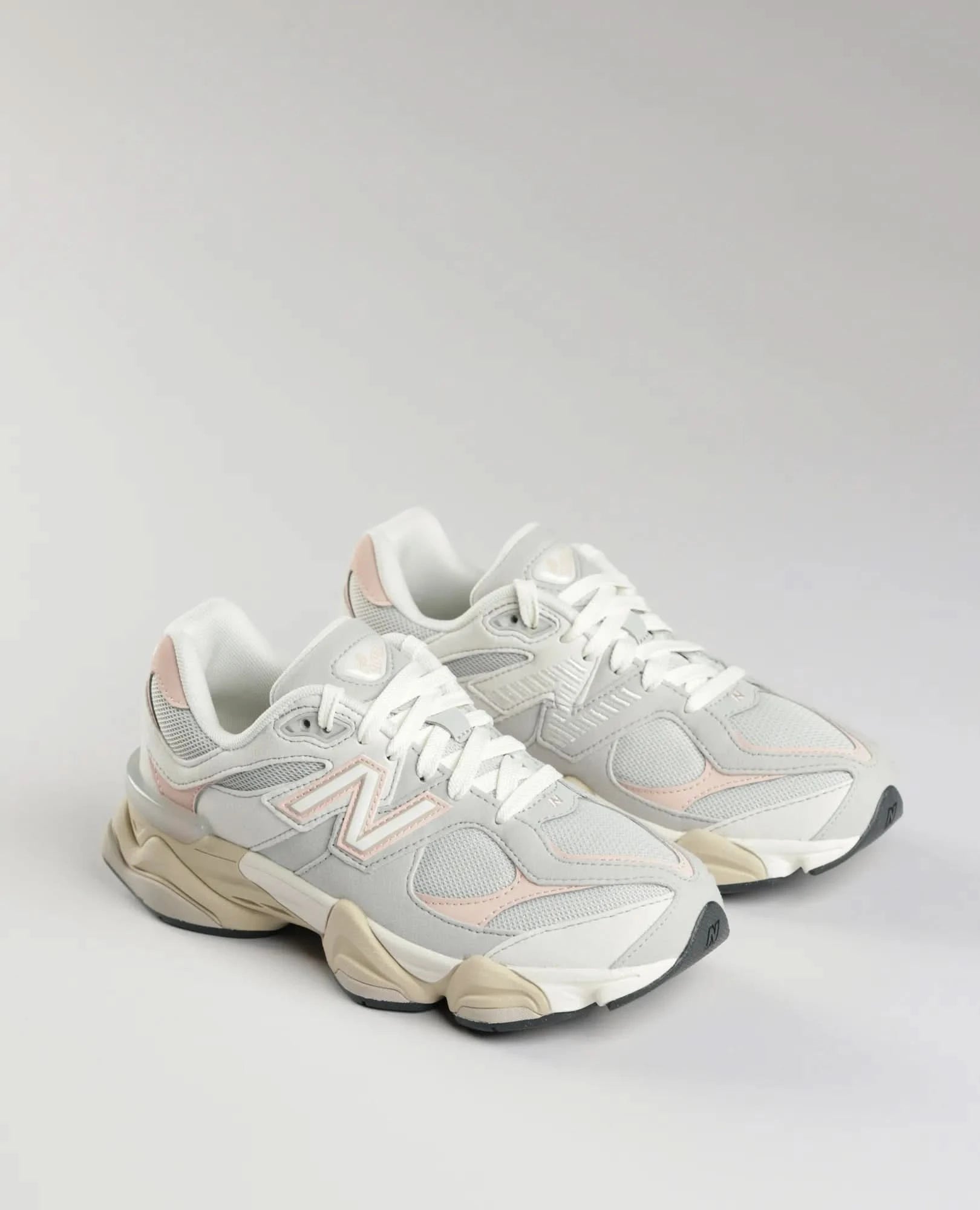 סניקרס 9060 - נשים - B Unique