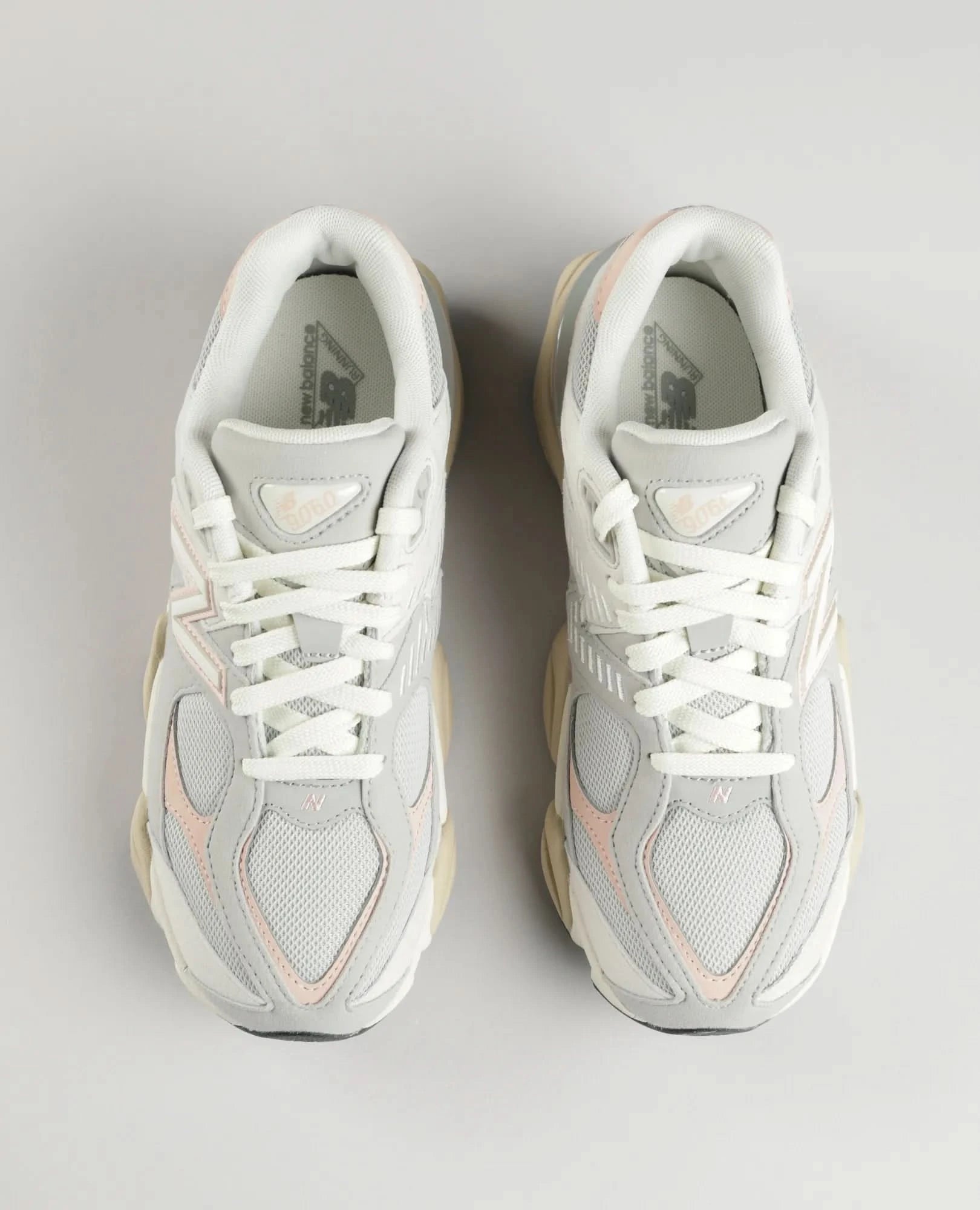 סניקרס 9060 - נשים - B Unique