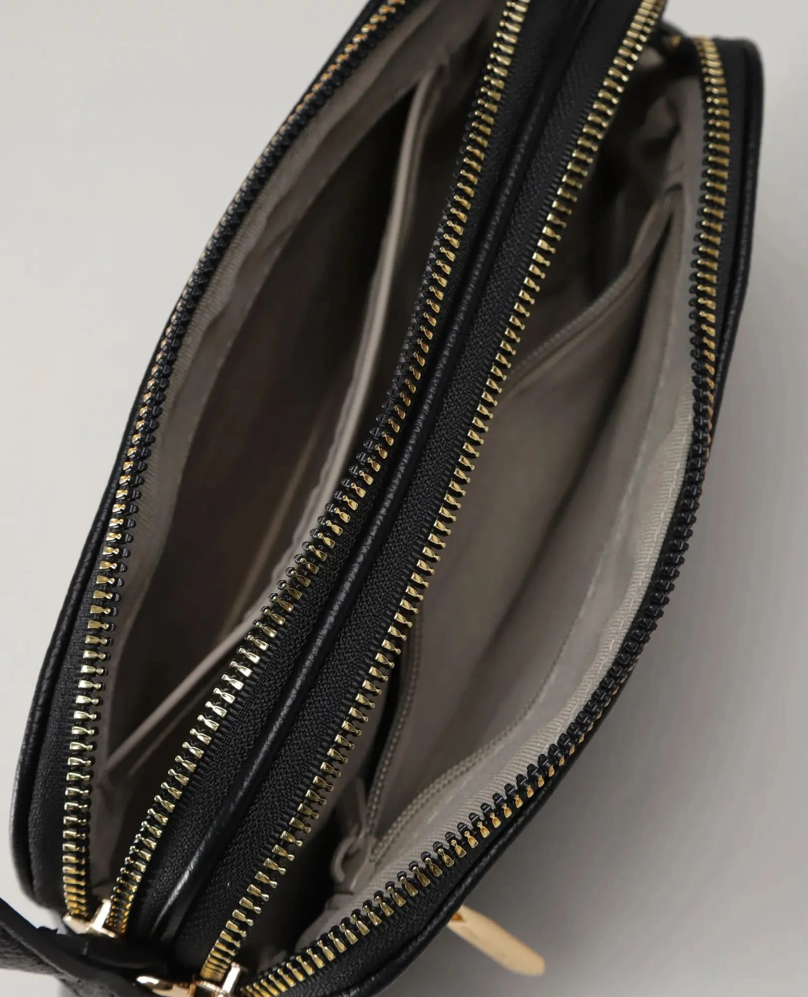 תיק צד קלאסי- רביד - B Unique - תיק צד