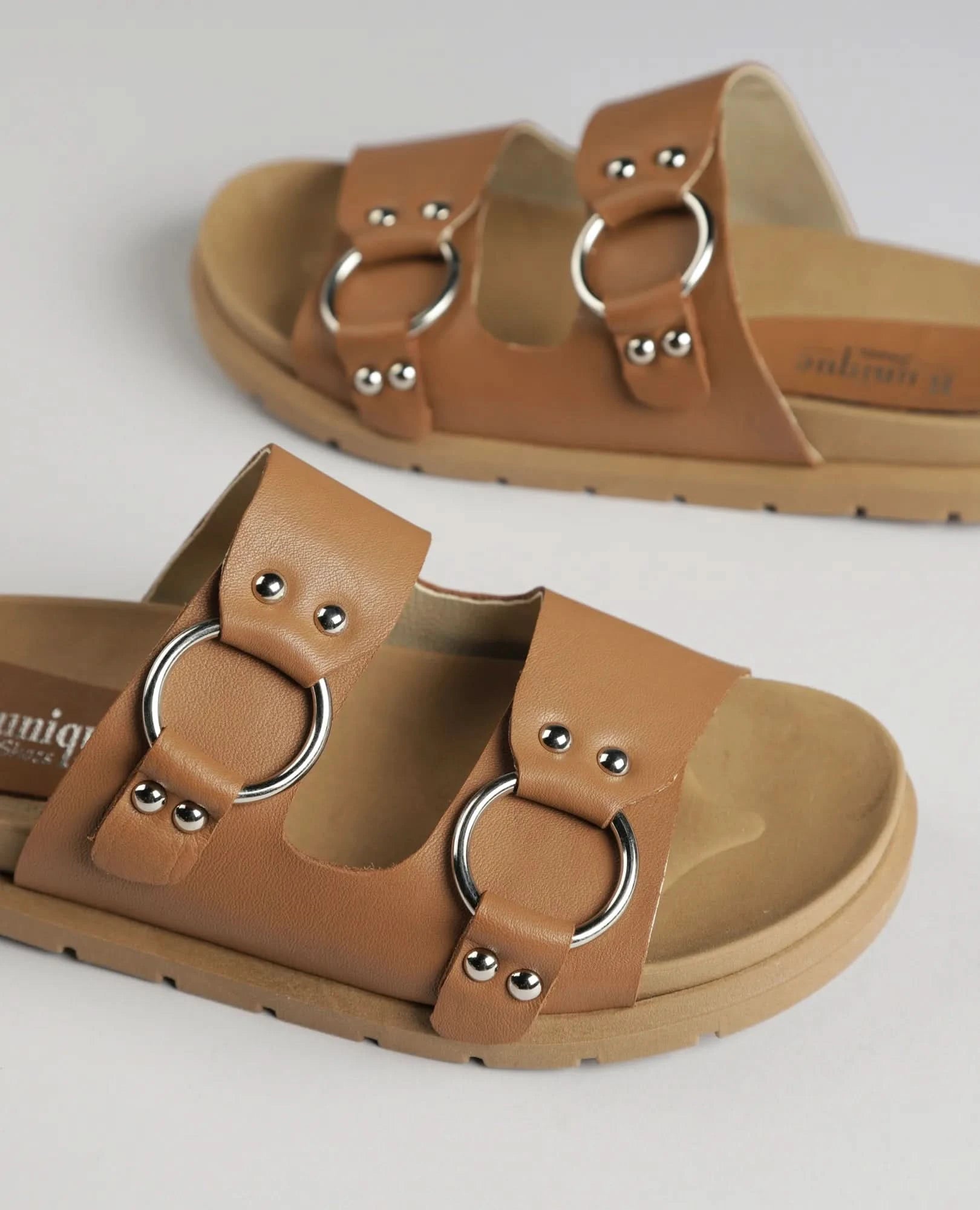 כפכפי רצועות - אמנדה - B Unique