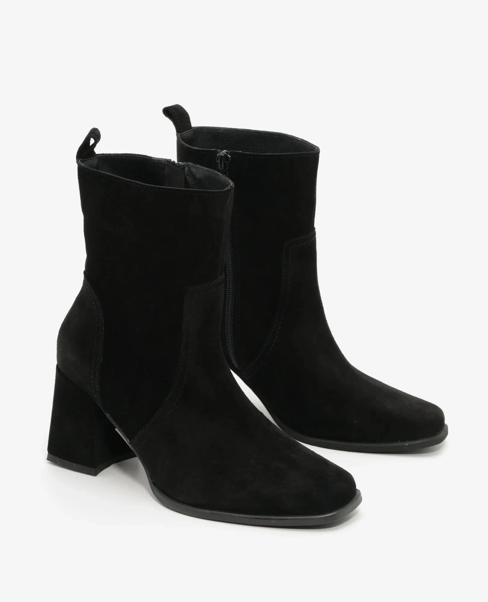 מגפוני עקב מעור זמש איכותי דגם בריטני | מגפונים לנשים- בי יוניק