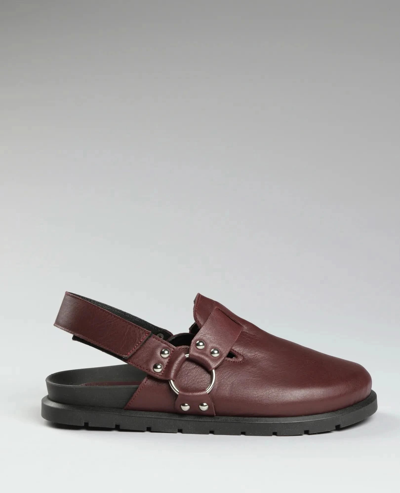 כפכפים סגורים - ג'יה - B Unique -  כפכפים