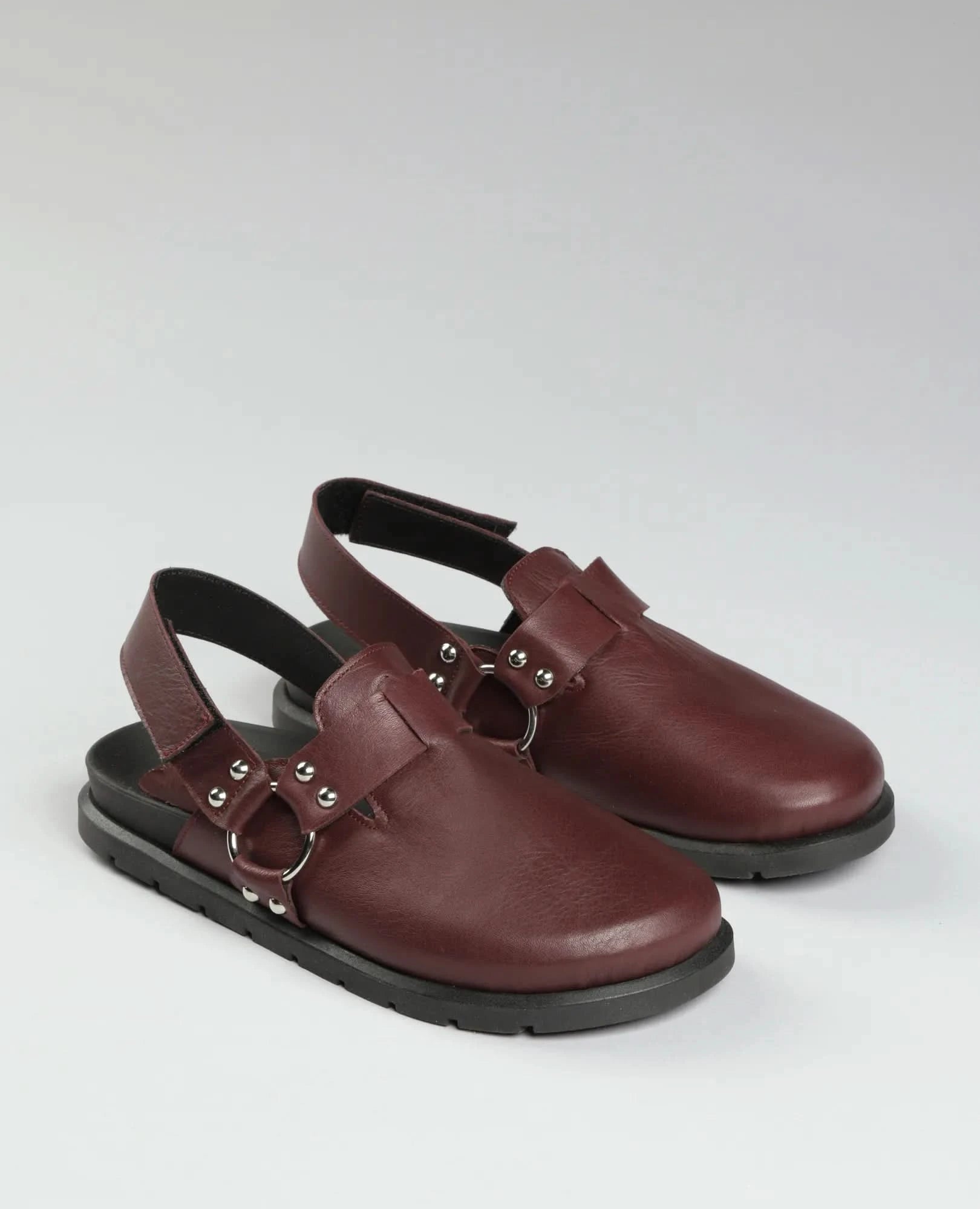 כפכפים סגורים - ג'יה - B Unique -  כפכפים