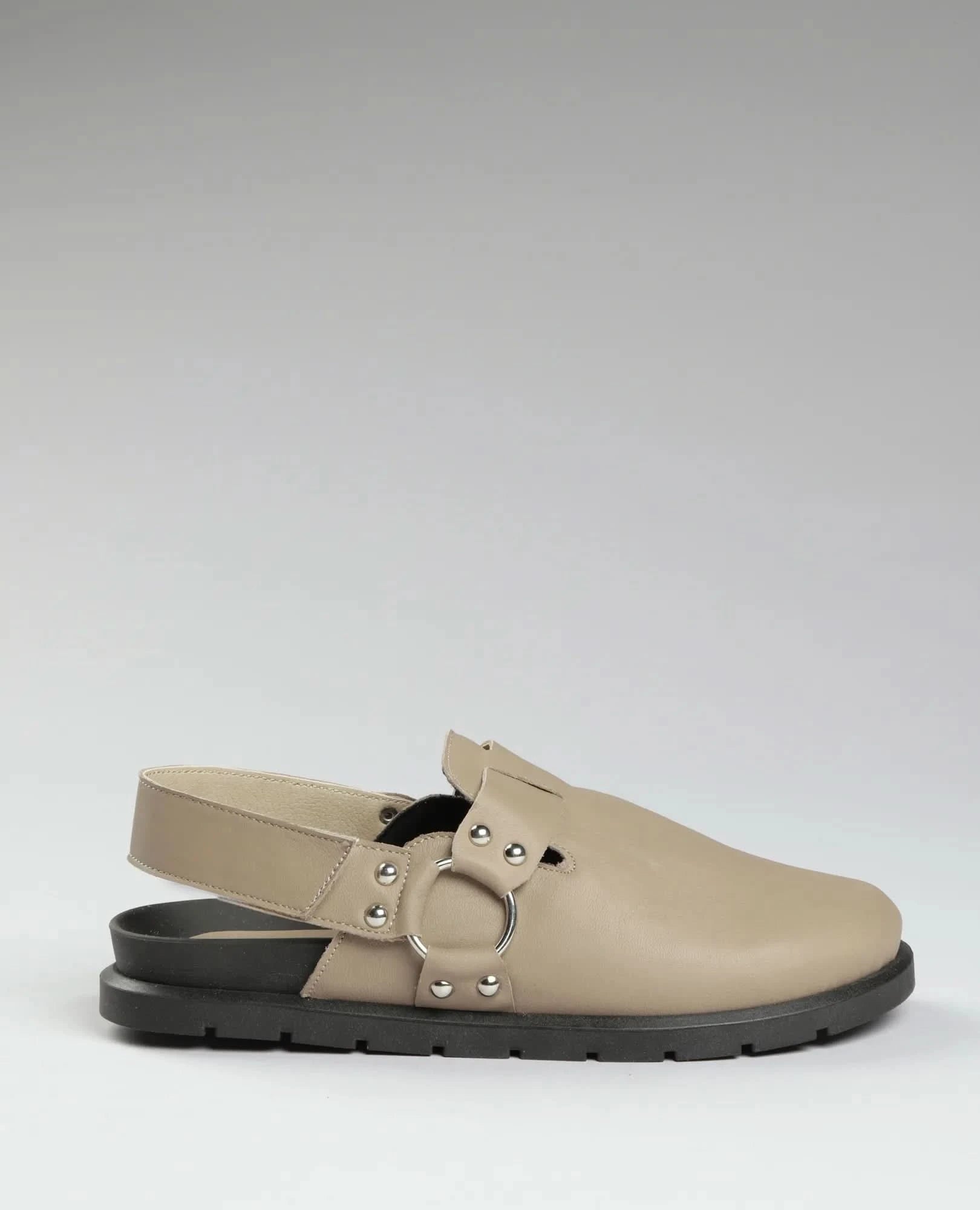 כפכפים סגורים - ג'יה - B Unique -  כפכפים