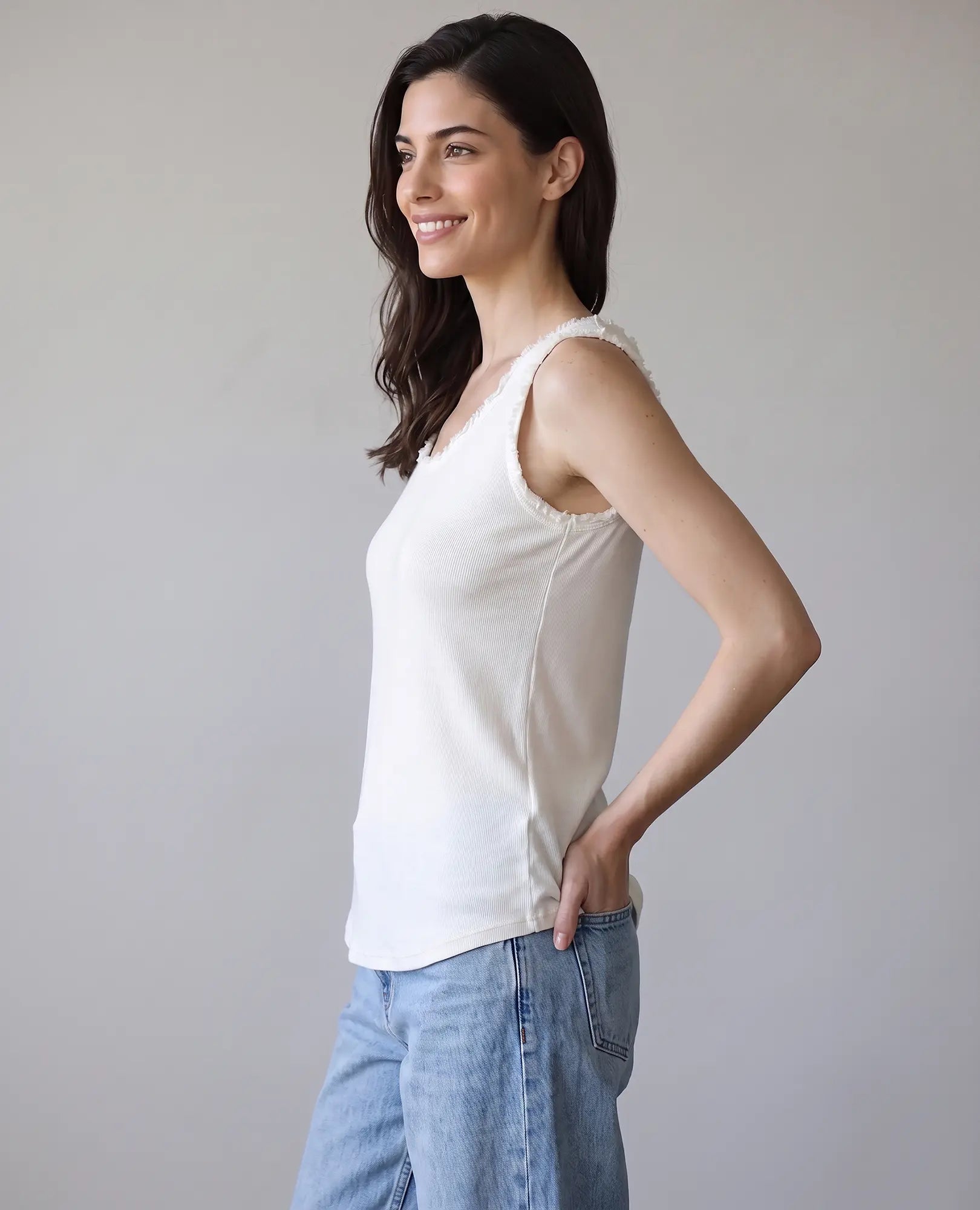 גופייה בגימור פרום