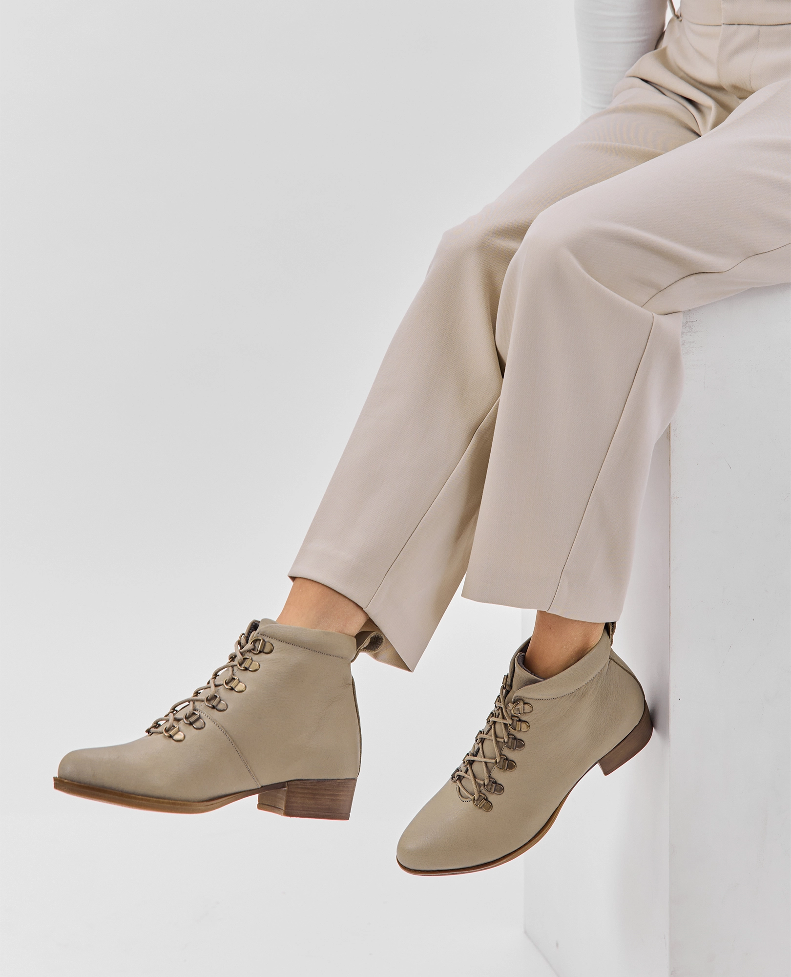 מגפוני שרוכים - עופרי - B Unique -  מגפונים