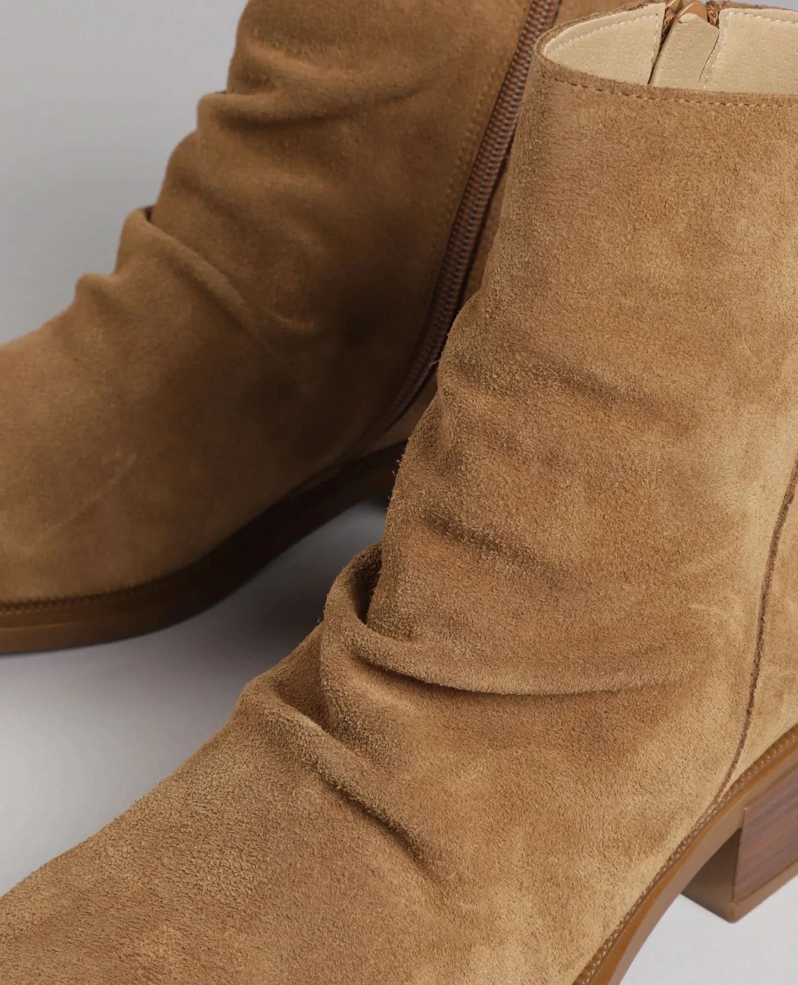 מגפוני זמש - אוראל - B Unique -  מגפונים