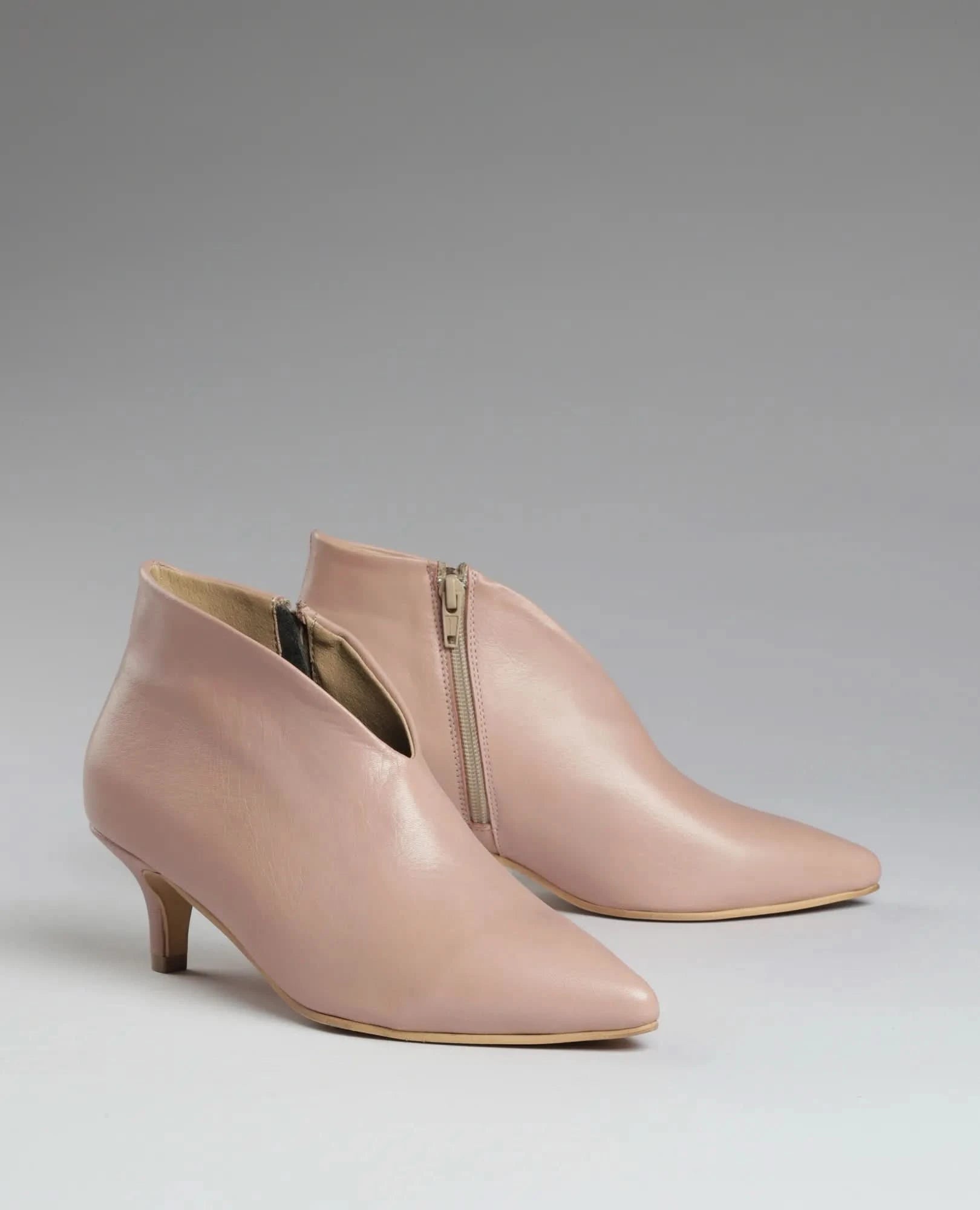 מגפוני עקב - מירי - B Unique -  מגפונים