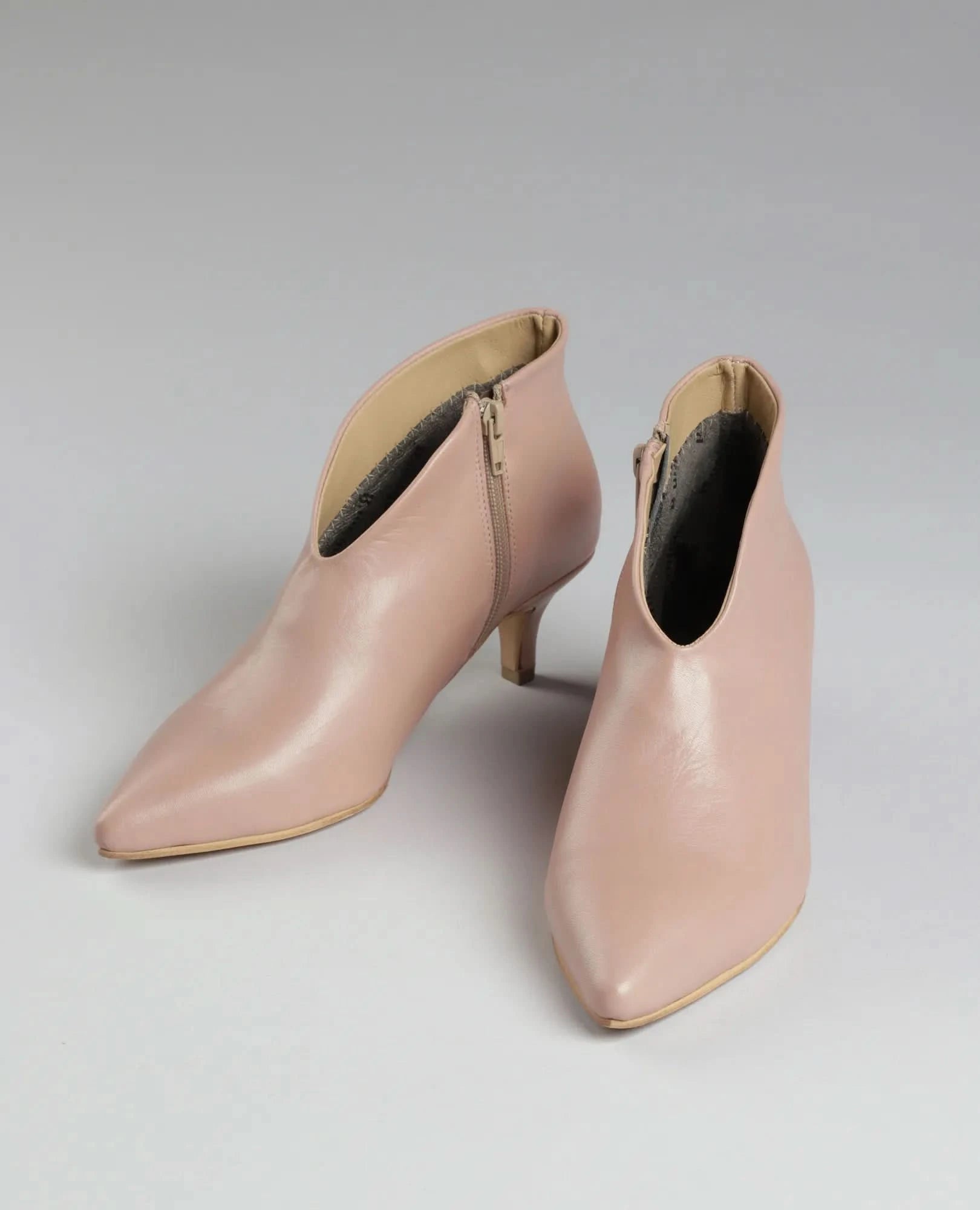 מגפוני עקב - מירי - B Unique -  מגפונים