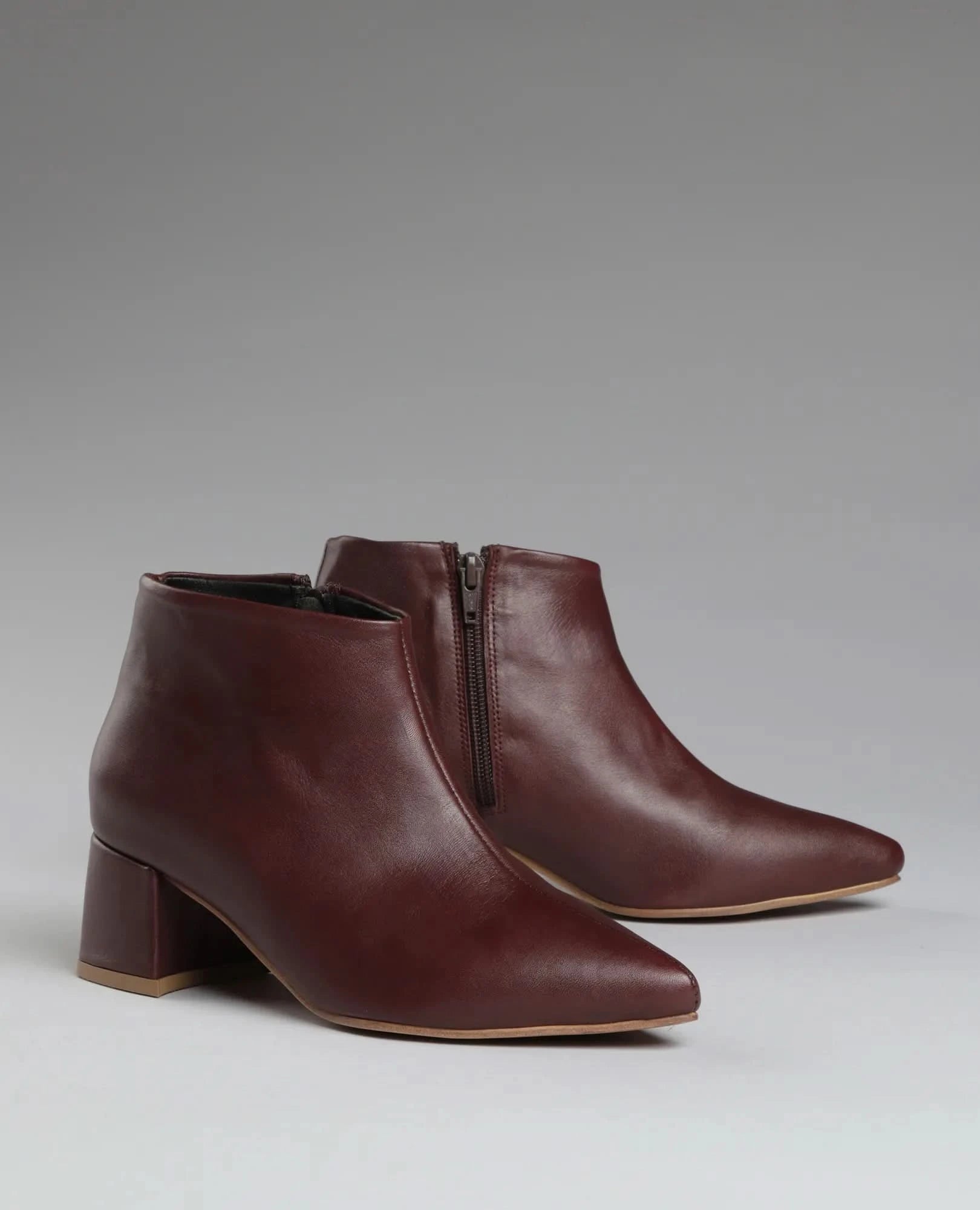 מגפוני עקב - רומי - B Unique -  מגפונים