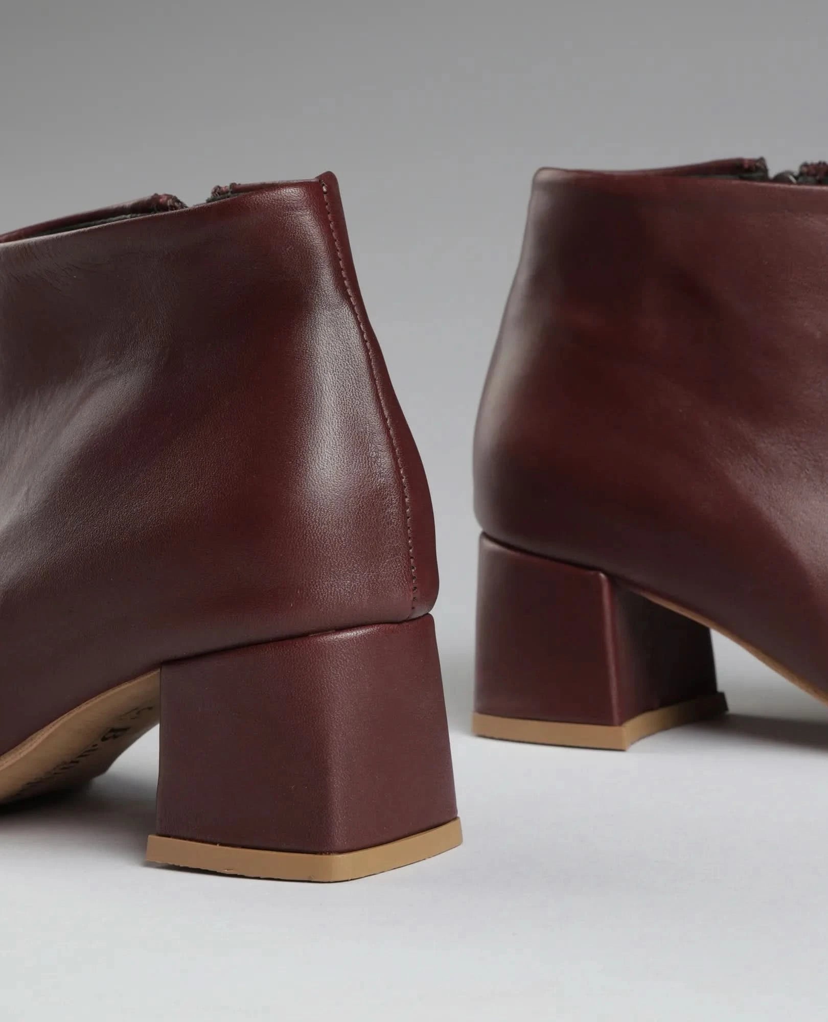 מגפוני עקב - רומי - B Unique -  מגפונים