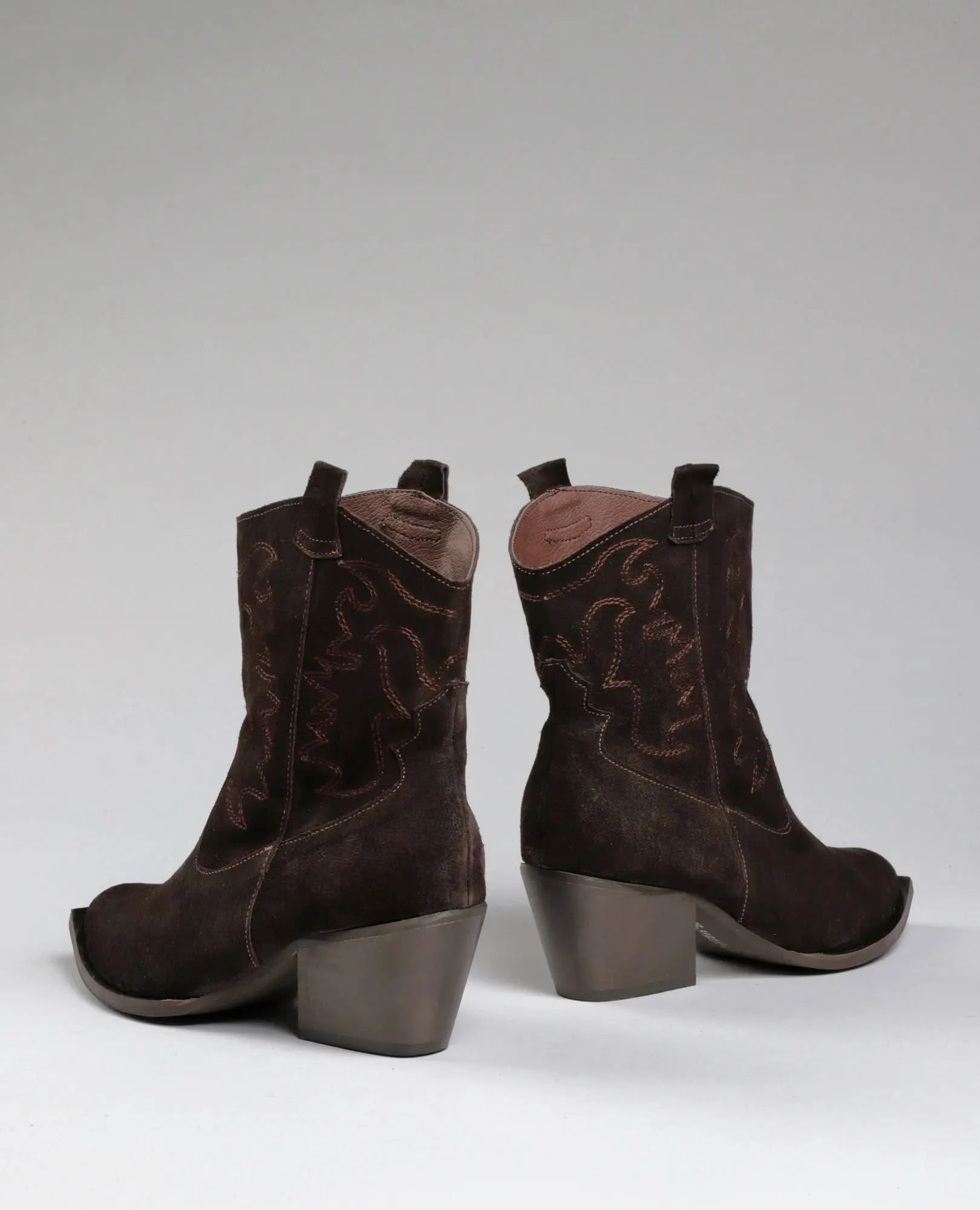 מגפוני בוקרים - נרקיס - B Unique -  מגפונים