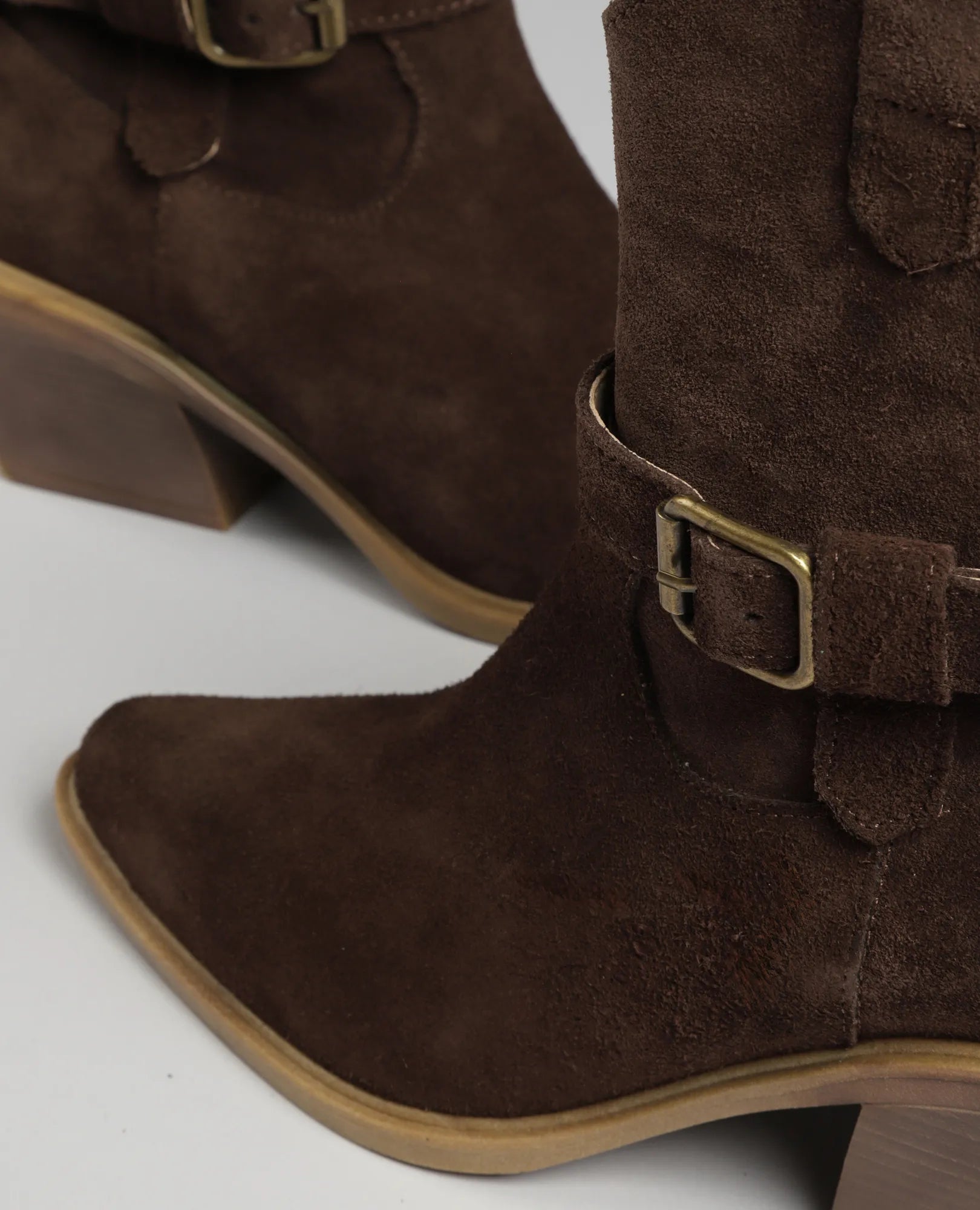 מגפוני בוקרים - נוי - B Unique -  מגפונים