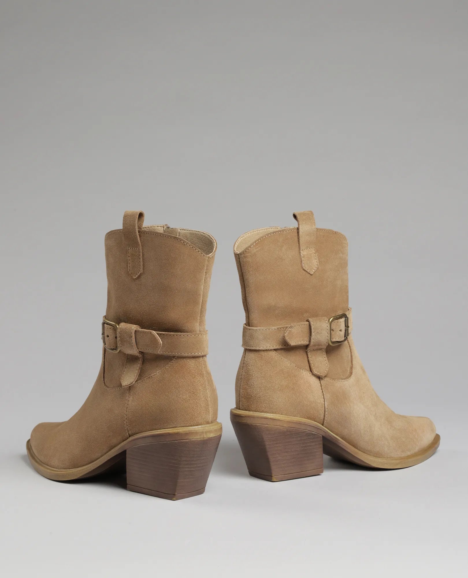 מגפוני בוקרים - נוי - B Unique -  מגפונים