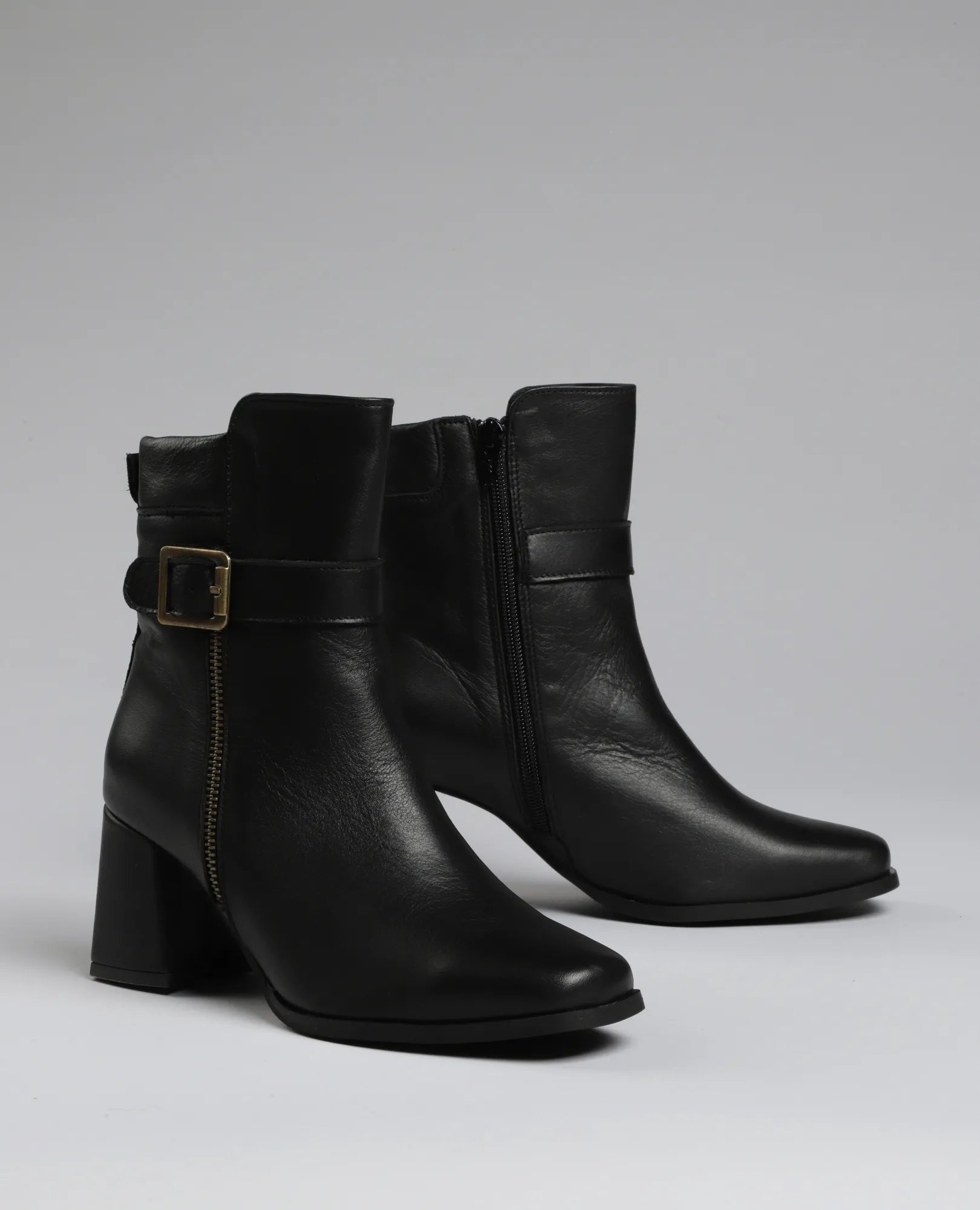 מגפוני עקב - קייסי - B Unique -  מגפונים