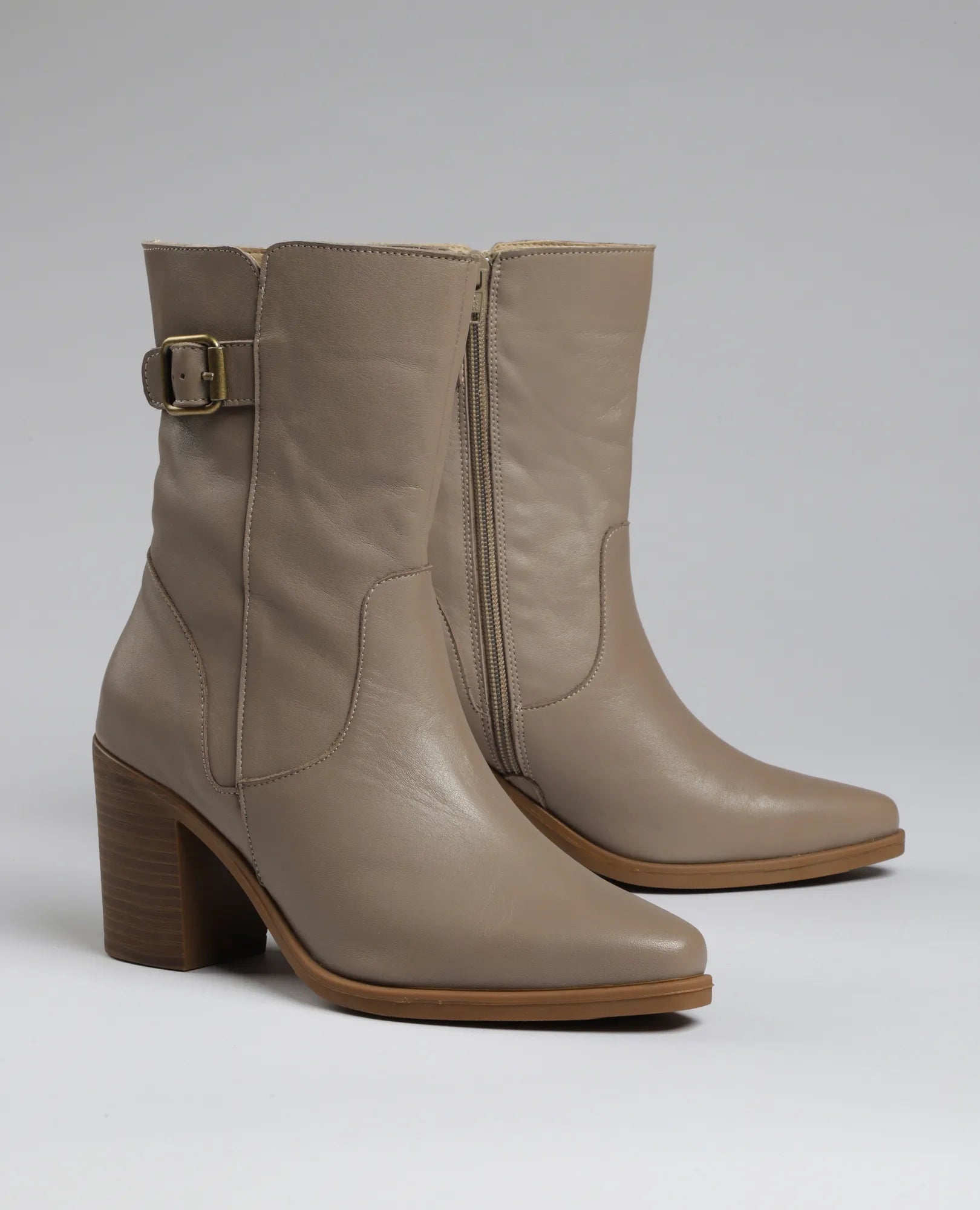 מגפוני עקב - אשלי - B Unique -  מגפונים