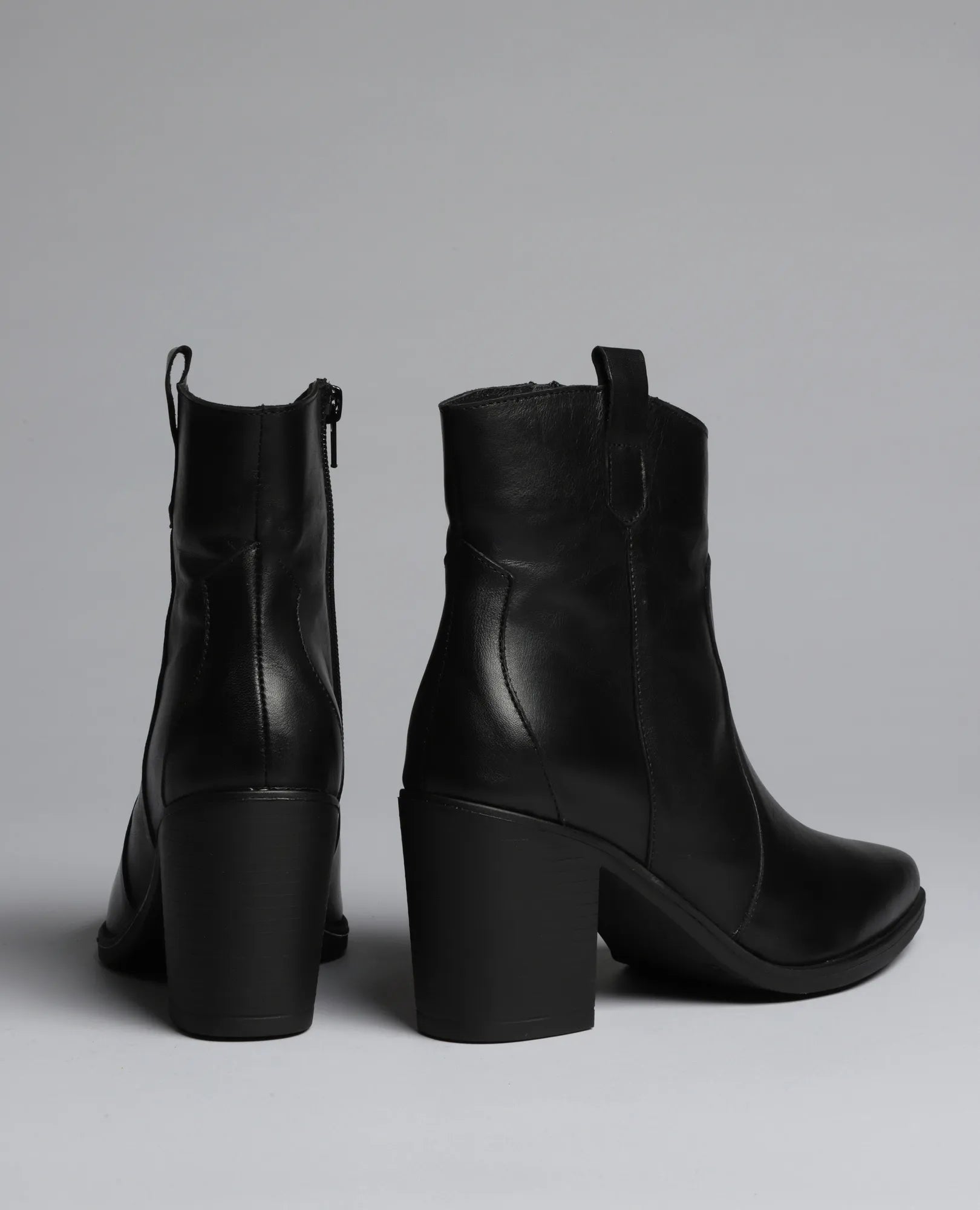 מגפוני עקב - מרי קייט - B Unique -  מגפונים