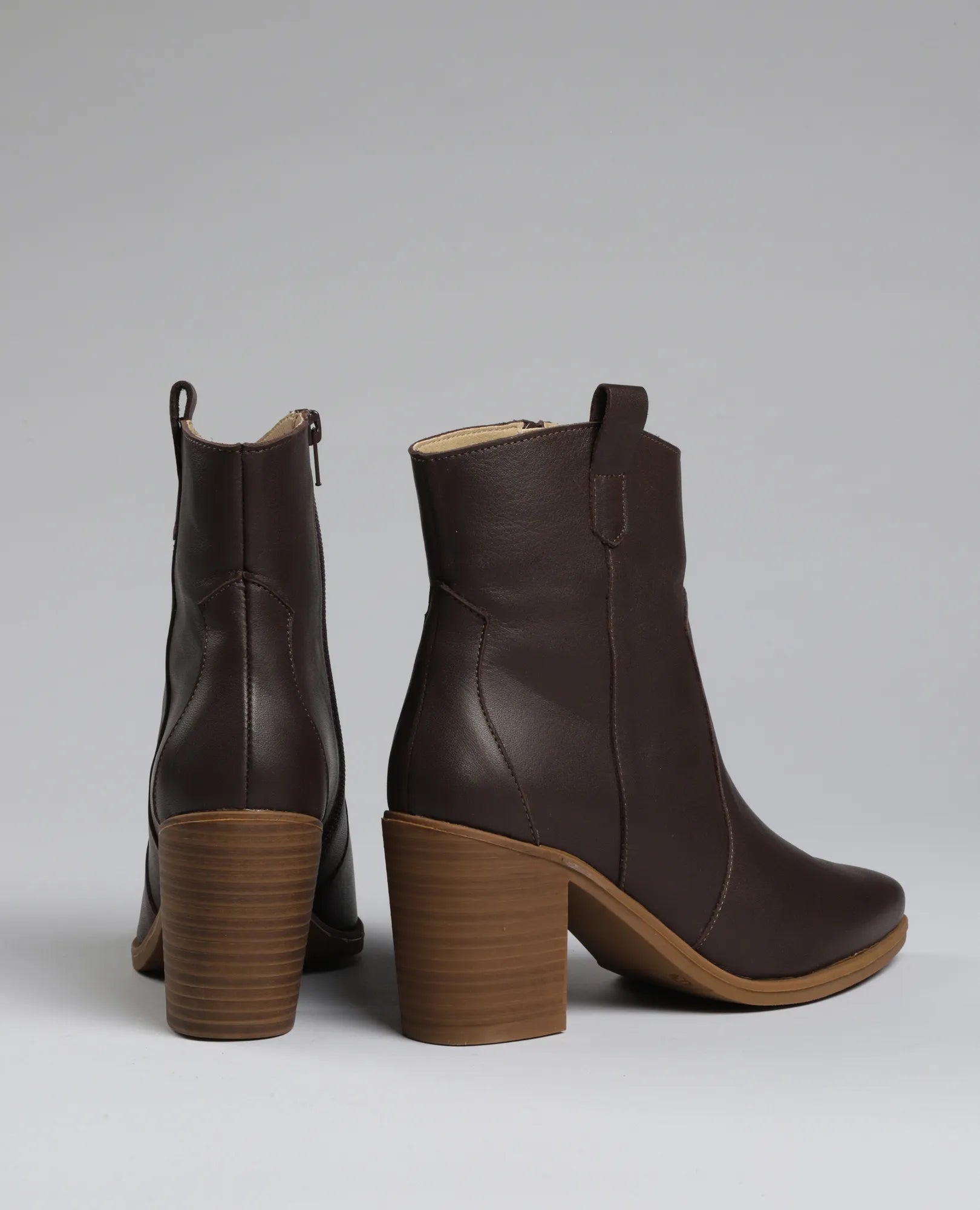 מגפוני עקב - מרי קייט - B Unique -  מגפונים