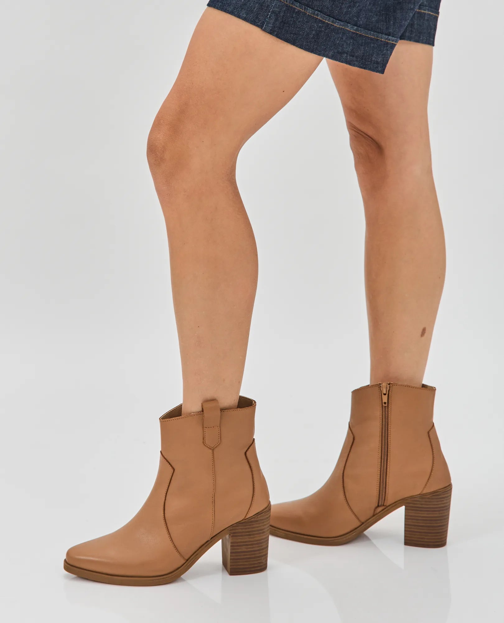 מגפוני עקב - מרי קייט - B Unique -  מגפונים