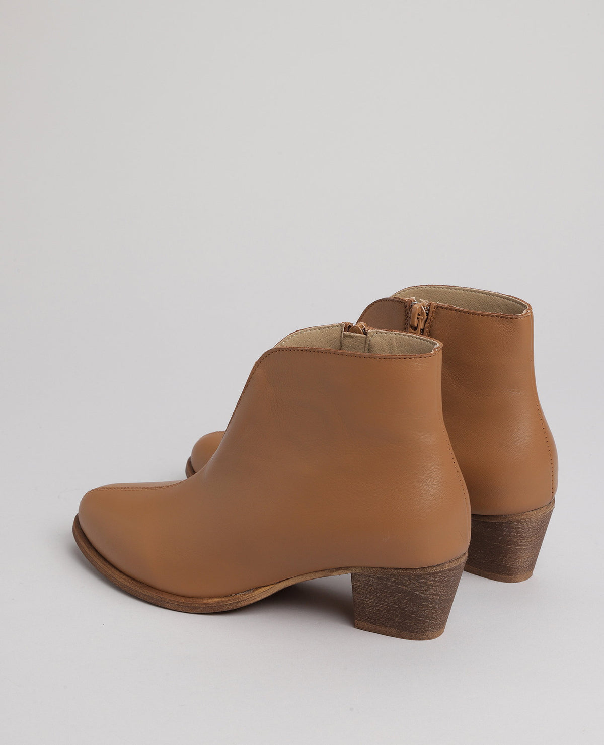 מגפוני עקב - מייבל