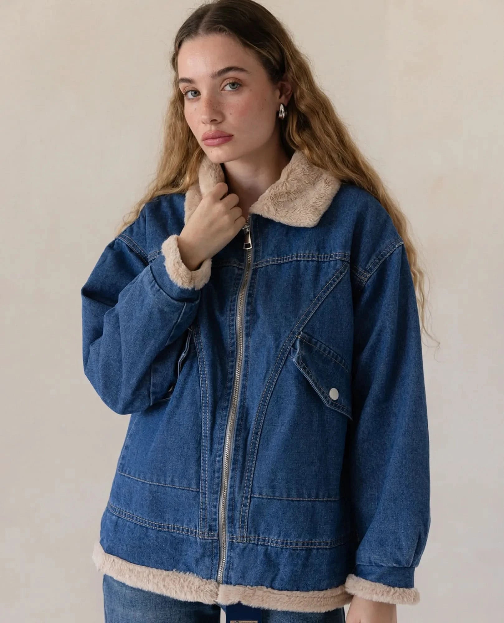 מעיל שיפי - ג'קט ג'ינס בשילוב שכבת פרווה רכה ומחממת - בי יוניק