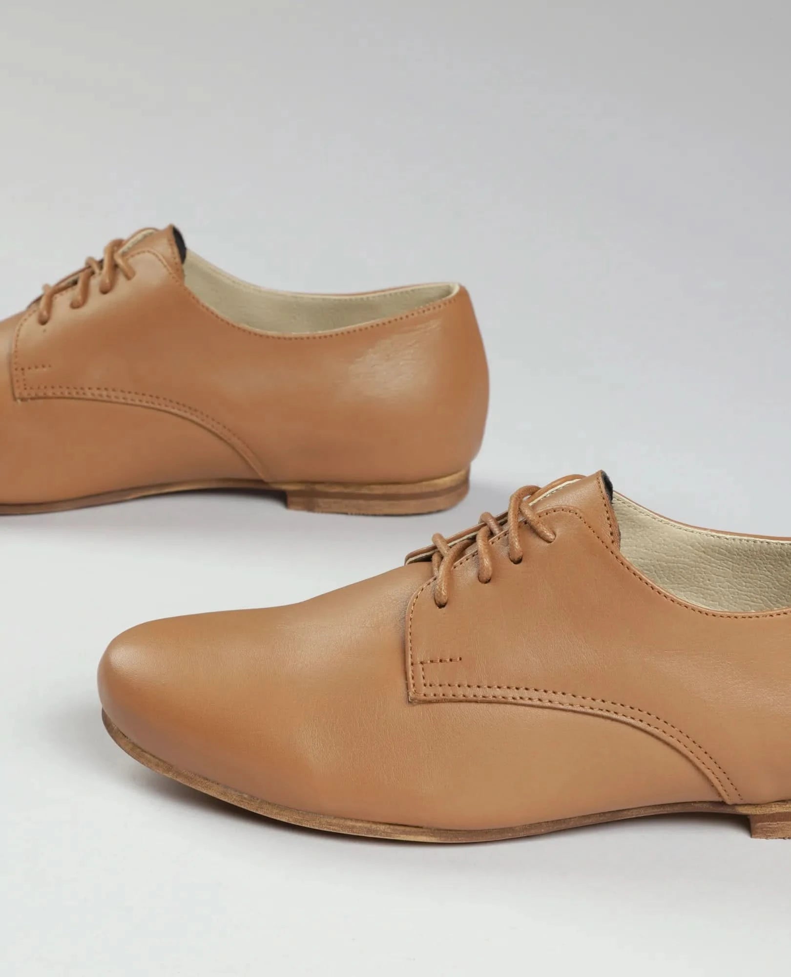 נעלי שרוכים - שירה - B Unique -  נעלי סירה